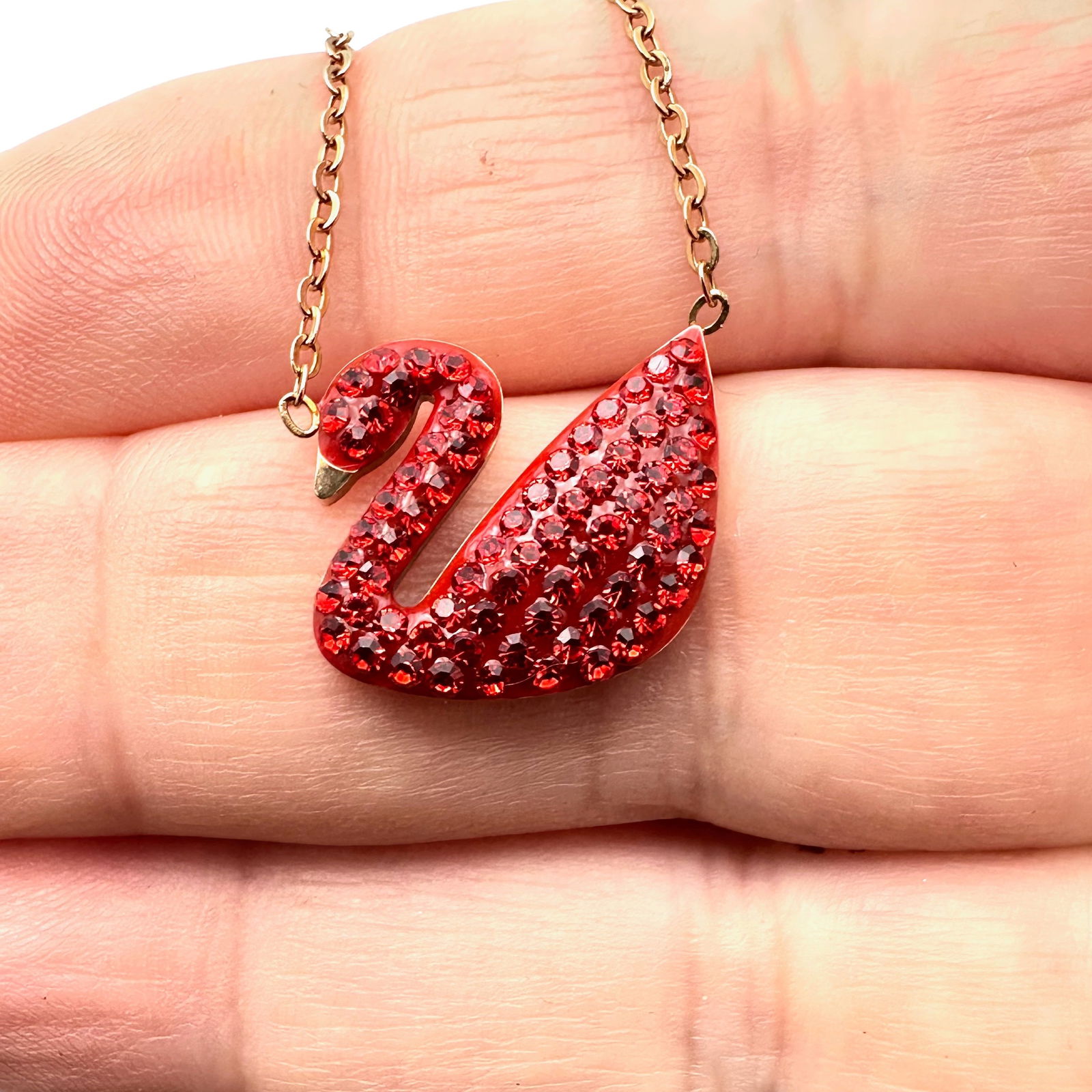 Swarovski Swan Red Crystal Rose Gold Tone Plated Pendant Necklace 16 to 18 Inch (1 of 2)