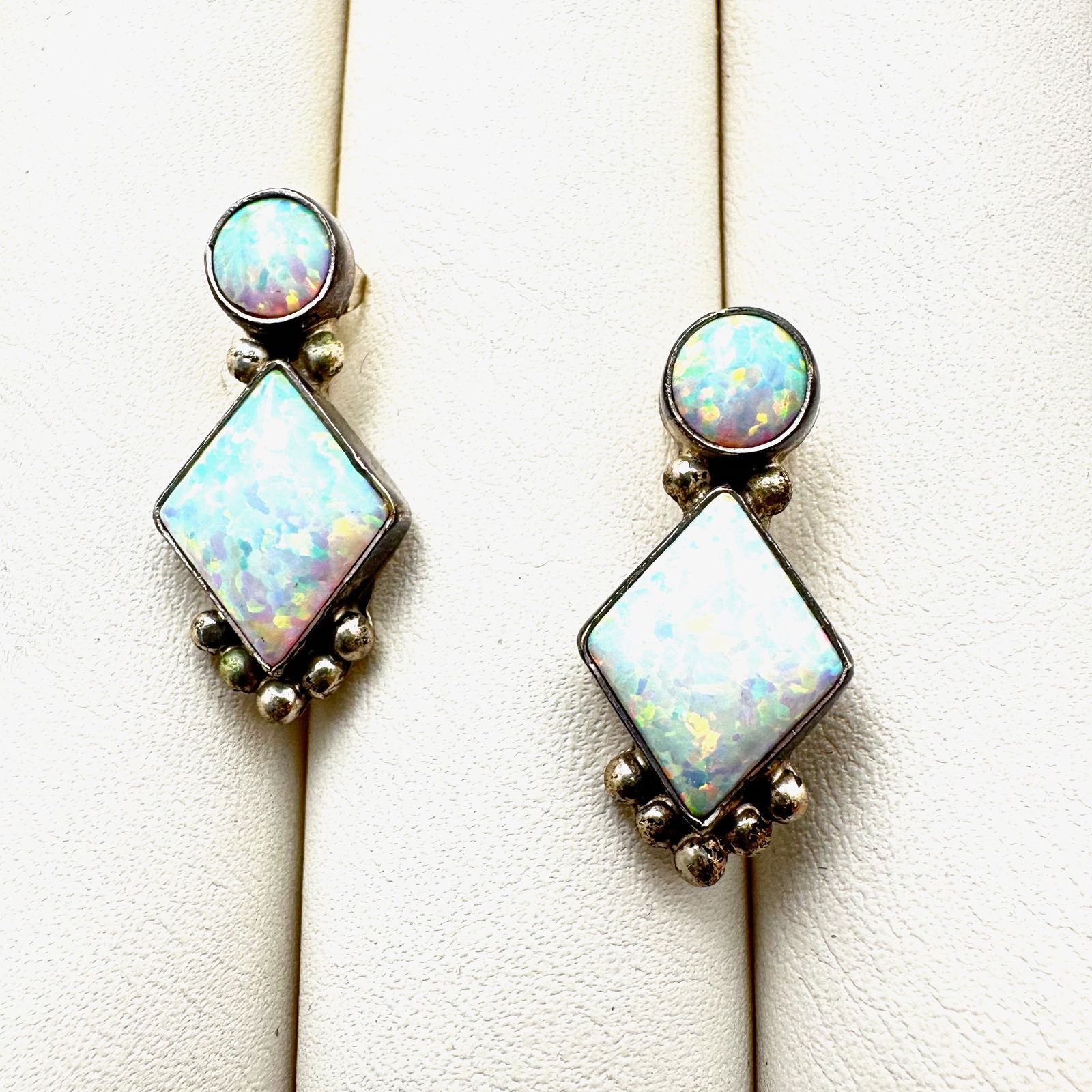 Opal Gemstone Sterling Silver Pierced Earrings 1 Inch Length: Opal Gemstone Sterling Silver Pierced Earrings 1 Inch Length