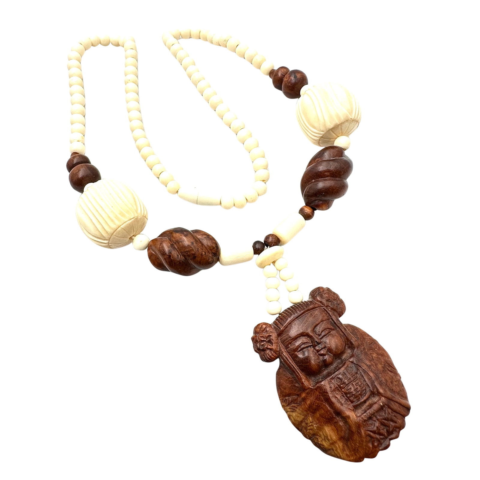 Vintage Asian Carved Pendant Necklace 24 Inch Length: Vintage Asian Carved Pendant Necklace 24 Inch Length