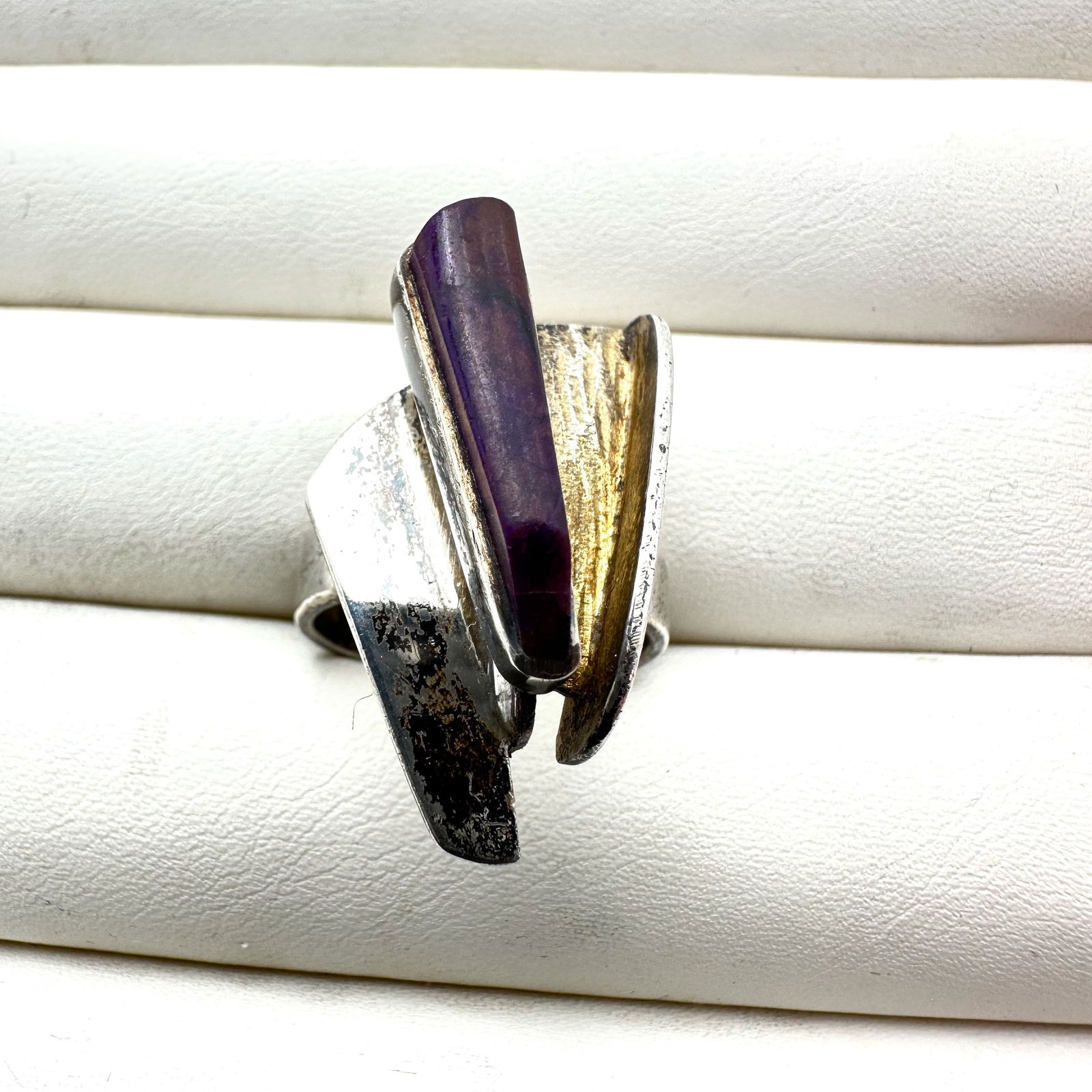 Vintage Mid Century Modern Purple Gemstone Sterling Silver Statement Ring Size 9 Weight 12.8 Grams (1 of 2)