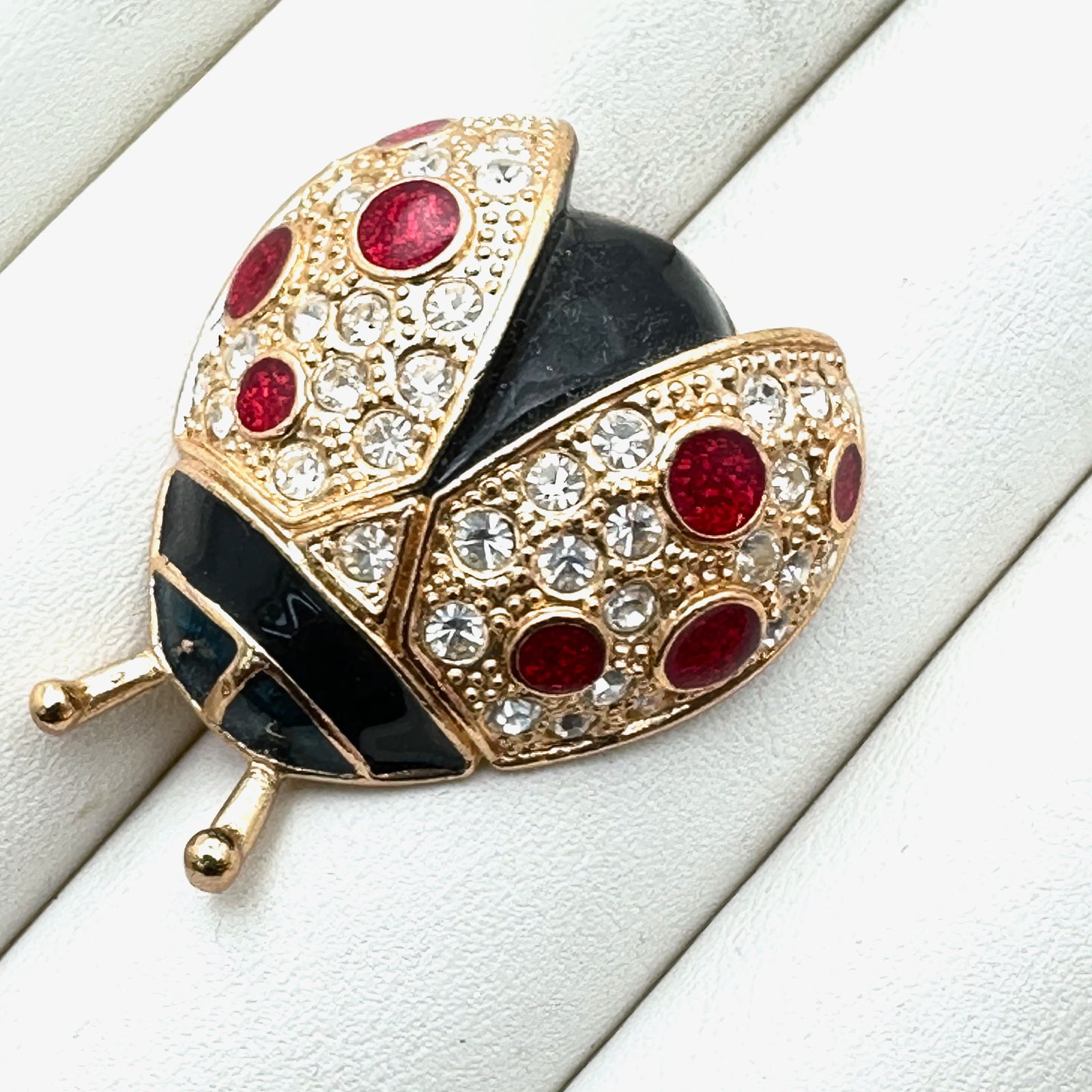 Vintage Roman Enamel Clear Rhinestone Gold Tone Lady Bug Brooch Pin 1.5 Inch (1 of 2)