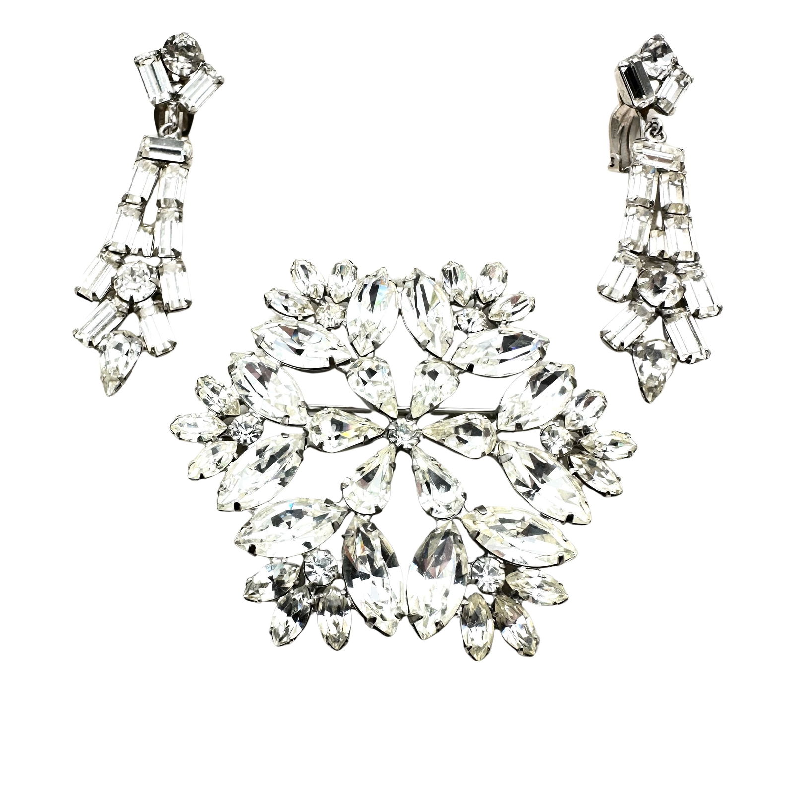 Vintage B David Clear Rhinestone Silver Tone 2.5 Inch Brooch 2 Inch Clip Earrings Pristine Condition: Vintage B David Clear Rhinestone Silver Tone 2.5 Inch Brooch 2 Inch Clip Earrings Pristine Condition