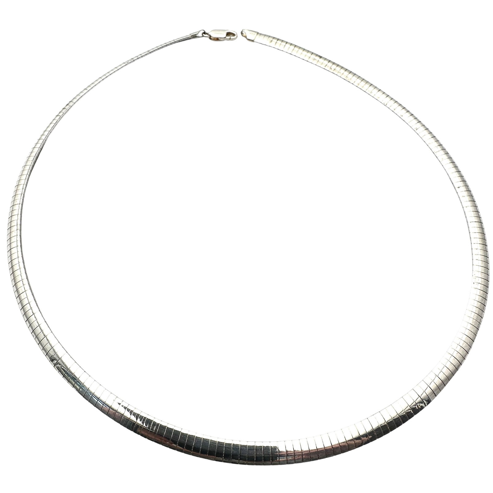 Italy Sterling Silver Wide Omega Chain Necklace 18 Inch Very Shiny 31 Grams: Italy Sterling Silver Wide Omega Chain Necklace 18 Inch Very Shiny 31 Grams