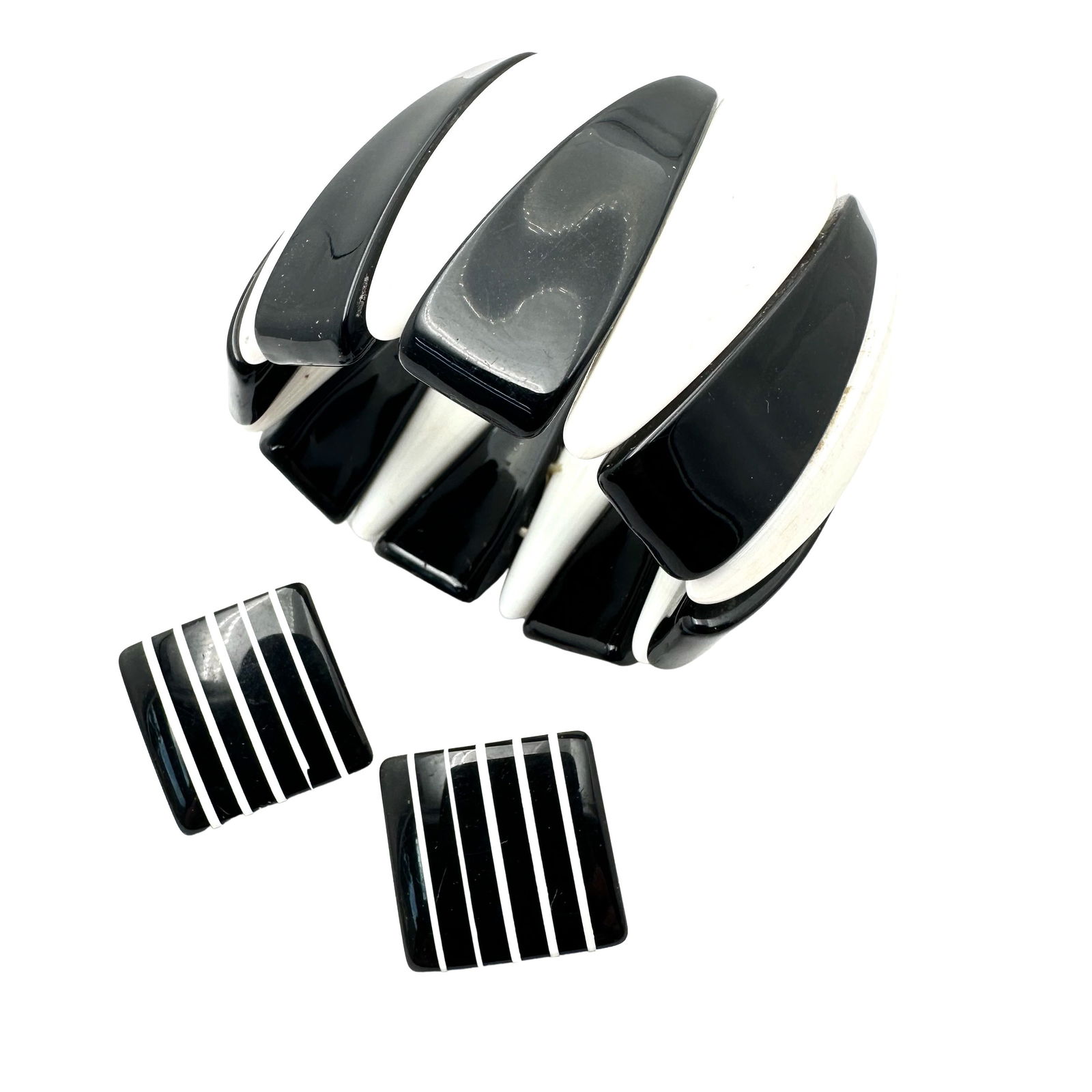 Vintage Wide Black White Lucite Bracelet Coordinating Clip Earrings: Vintage Wide Black White Lucite Bracelet Coordinating Clip Earrings