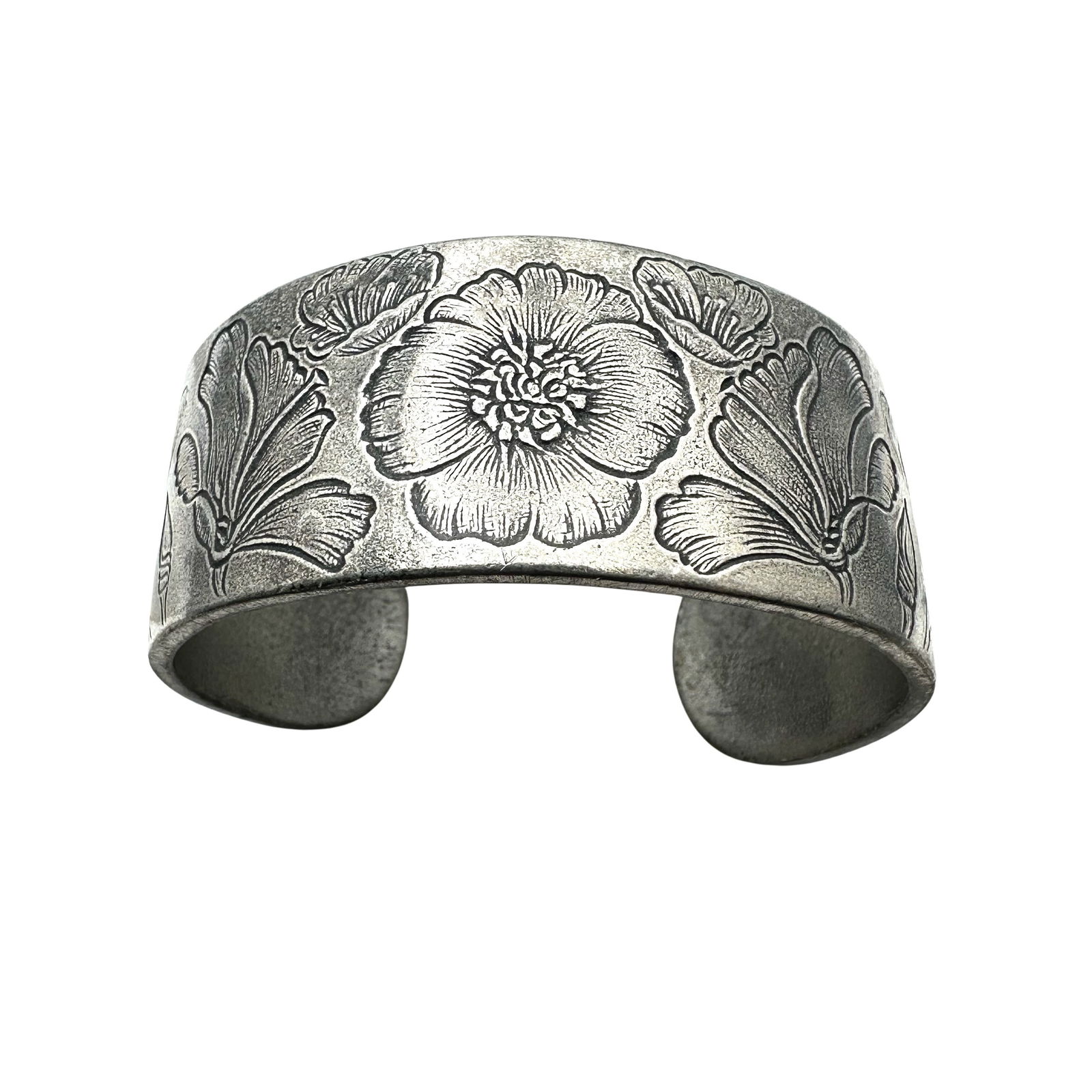 Vintage Wide Salisbury Silver Pewter Cuff Bracelet: Vintage Wide Salisbury Silver Pewter Cuff Bracelet