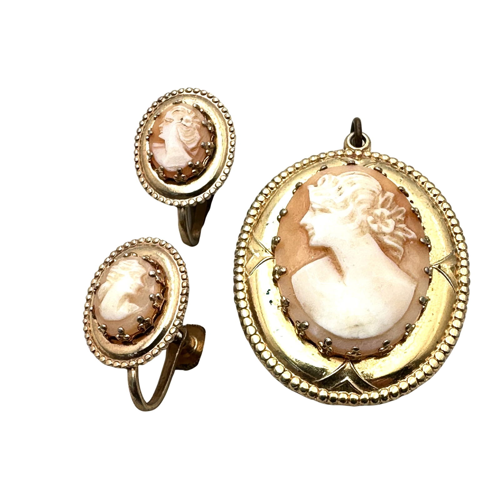 Vintage Carved Shell Cameo Gold tone Pendant Earrings Set (1 of 2)