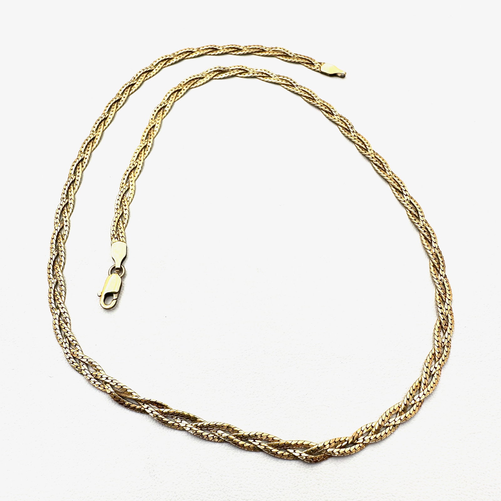 Vintage 12K Yellow Gold Filled Braided Chain Necklace 18 Inch Length Weight 7.6 Grams: Vintage 12K Yellow Gold Filled Braided Chain Necklace 18 Inch Length Weight 7.6 Grams