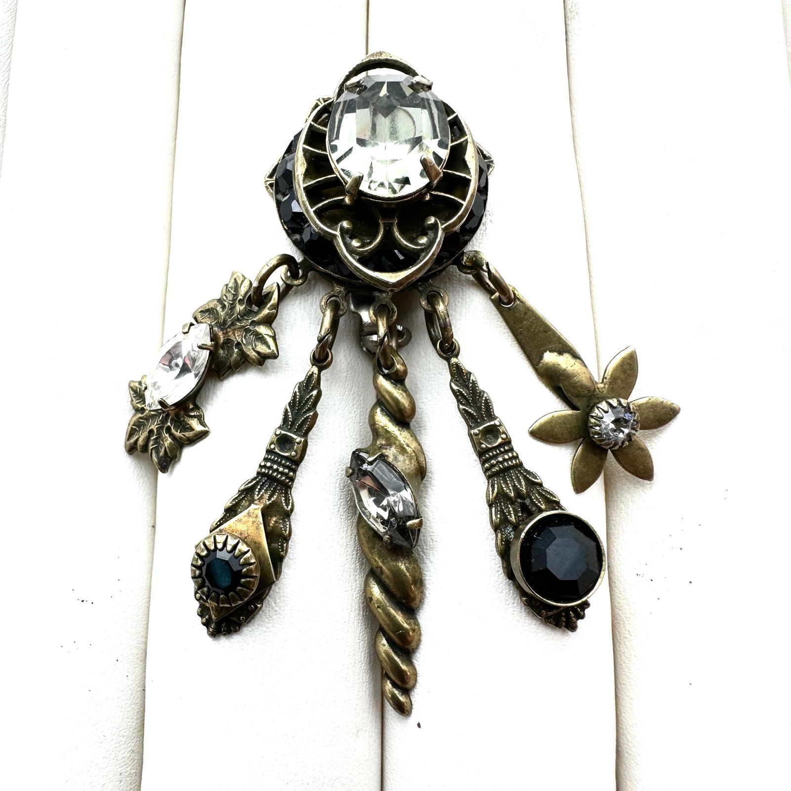 Sorrelli Clear Black Crystal Bronze Tone 2 Inch Brooch Pin (1 of 2)