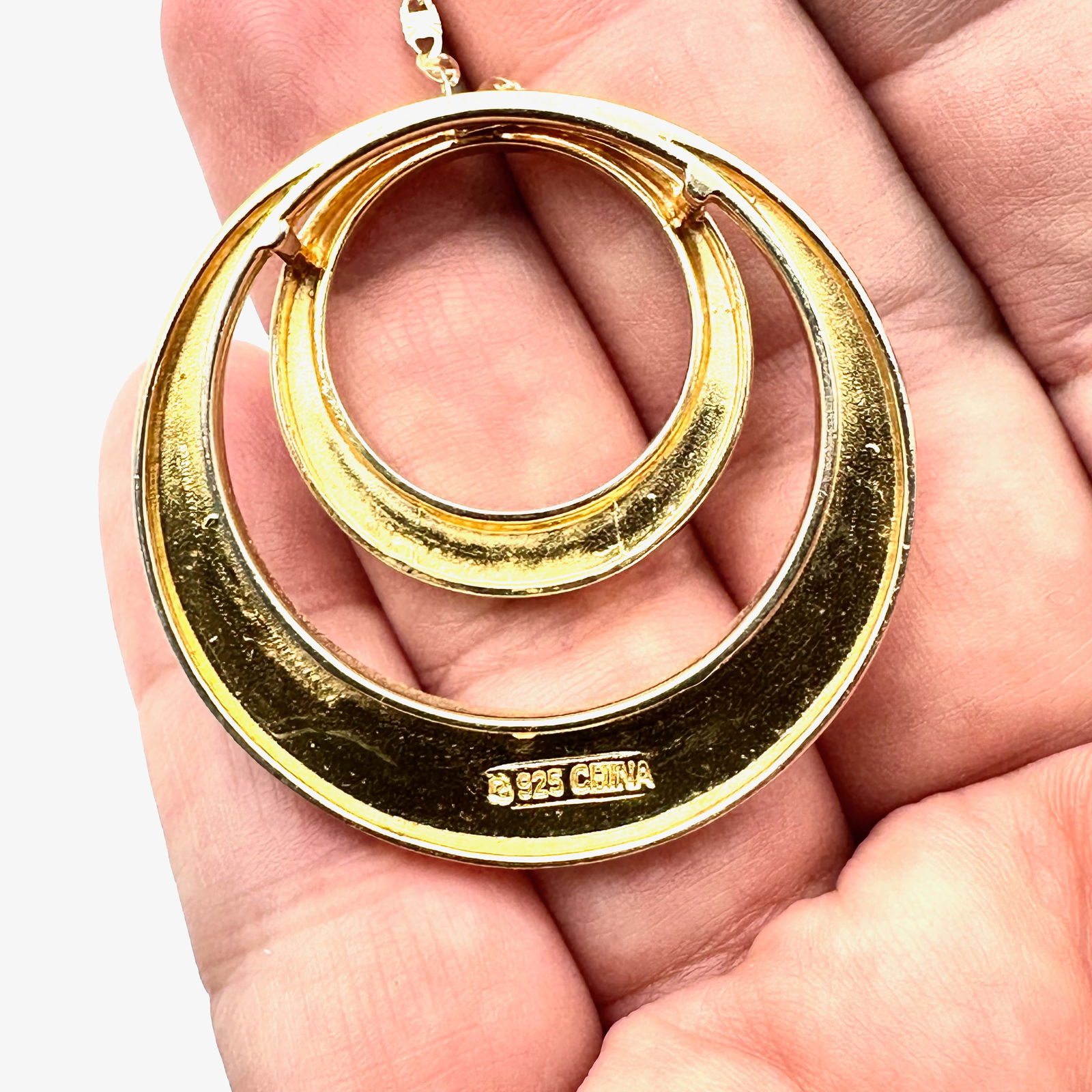 Ross Simons Gold Over Sterling Silver Large Modern Pendant Necklace Pretty Chain 19 Inch 14.4 Grams (1 of 1)