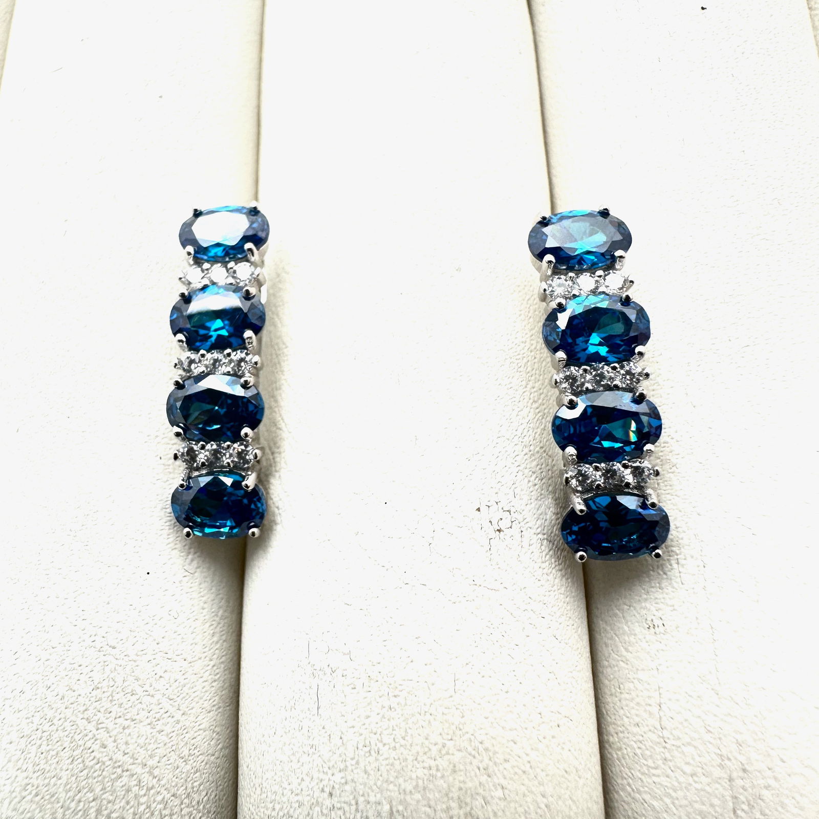 Designer B Luce Sapphire Diamond Ring Pierced Earrings 1 Inch Length (1 of 2)