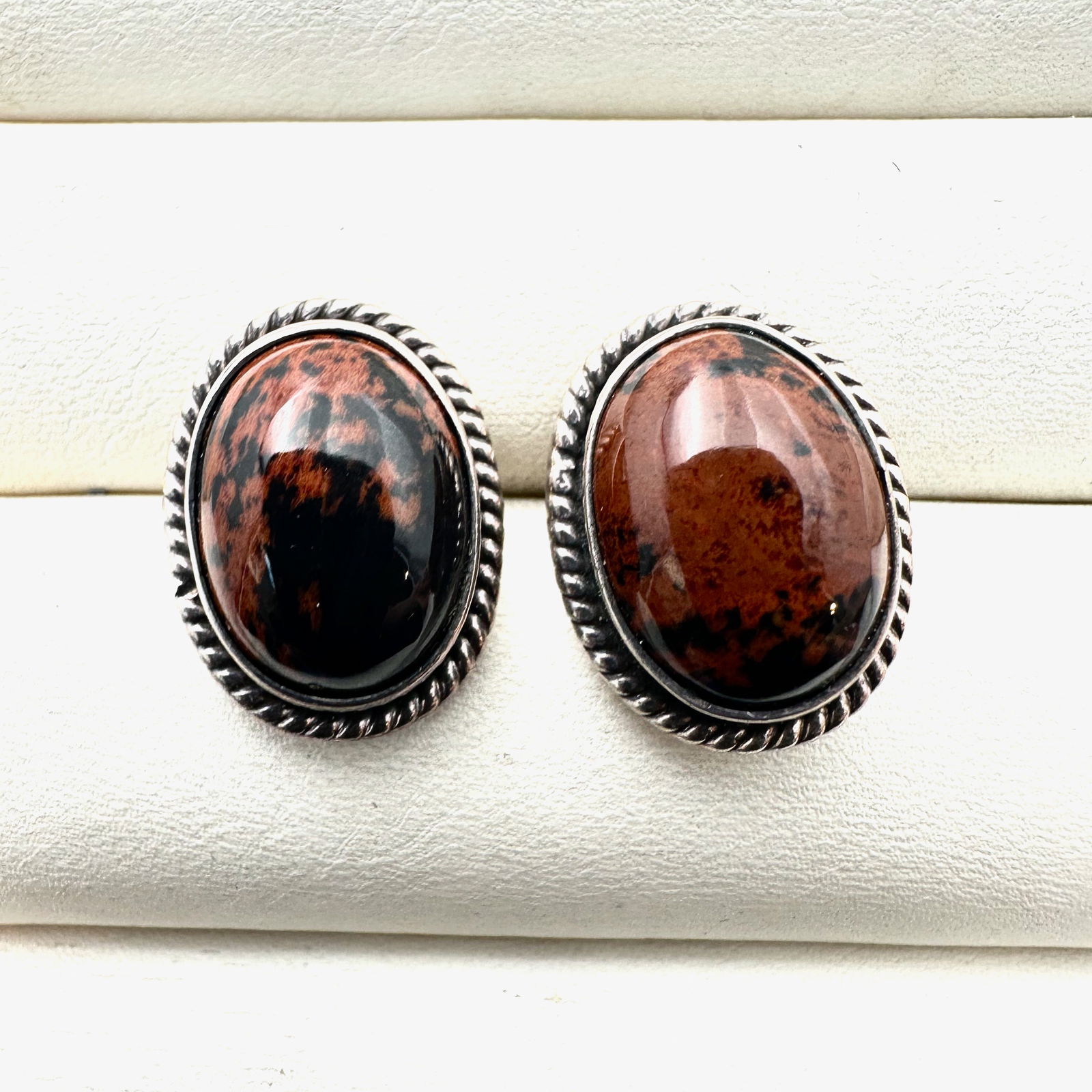 Vintage Taxco Mexico Mohagany Jasper Sterling Silver Pierced Earrings 3/4 Inch: Vintage Taxco Mexico Mohagany Jasper Sterling Silver Pierced Earrings 3/4 Inch