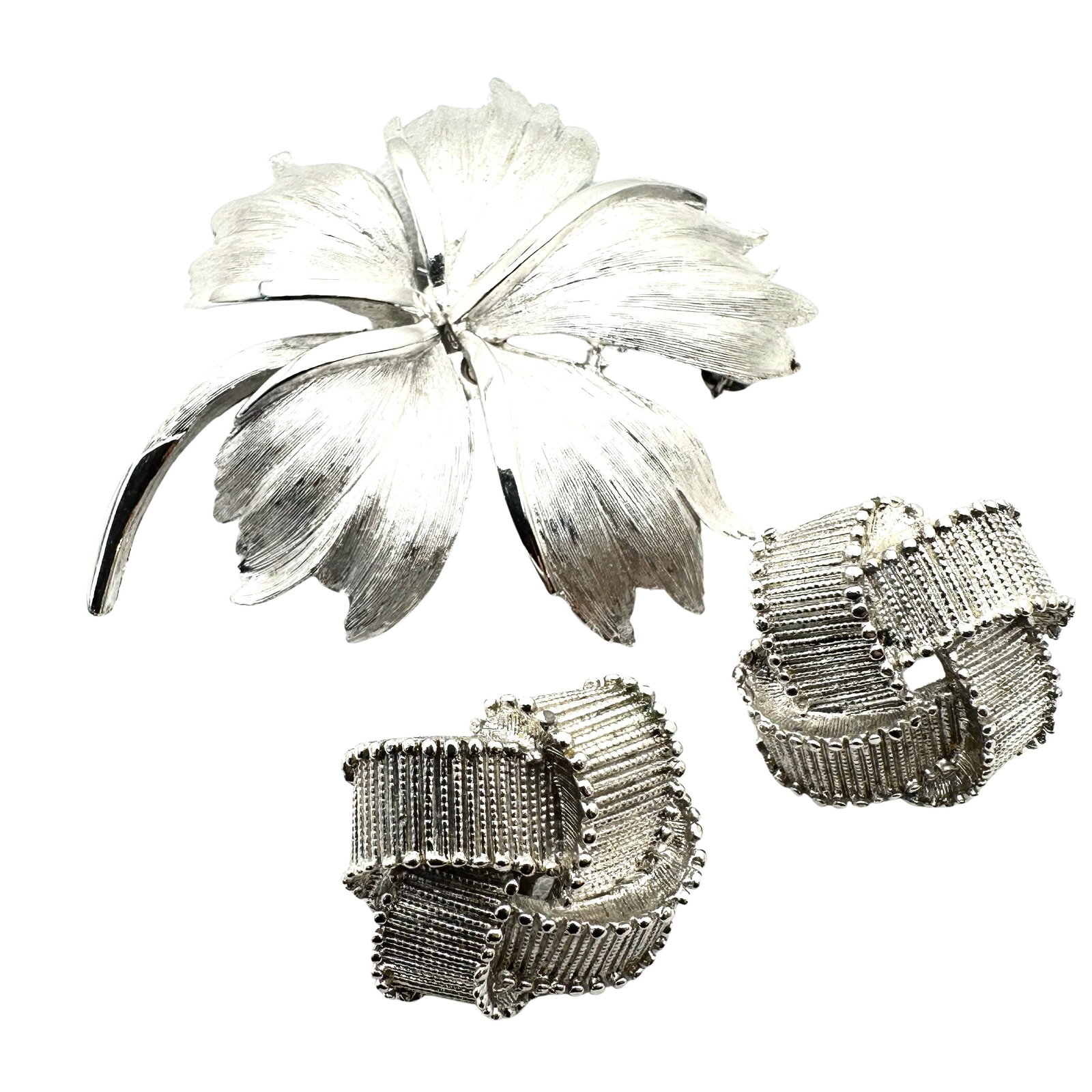 Vintage Trifari Silver Tone Brooch and Clip Earrings: Vintage Trifari Silver Tone Brooch and Clip Earrings