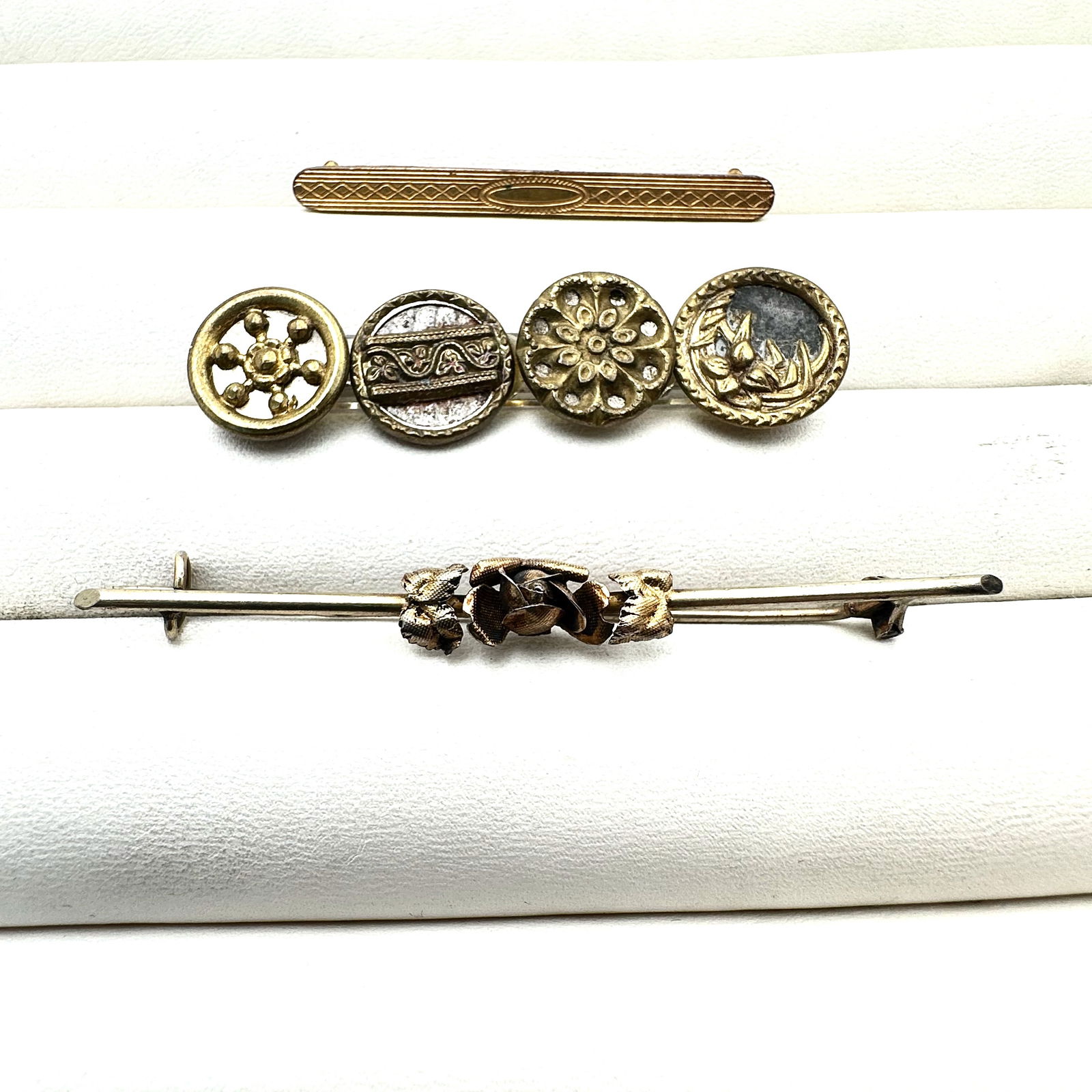 Antique Group Brooches Pins Bar Button Variety Sizes (1 of 2)
