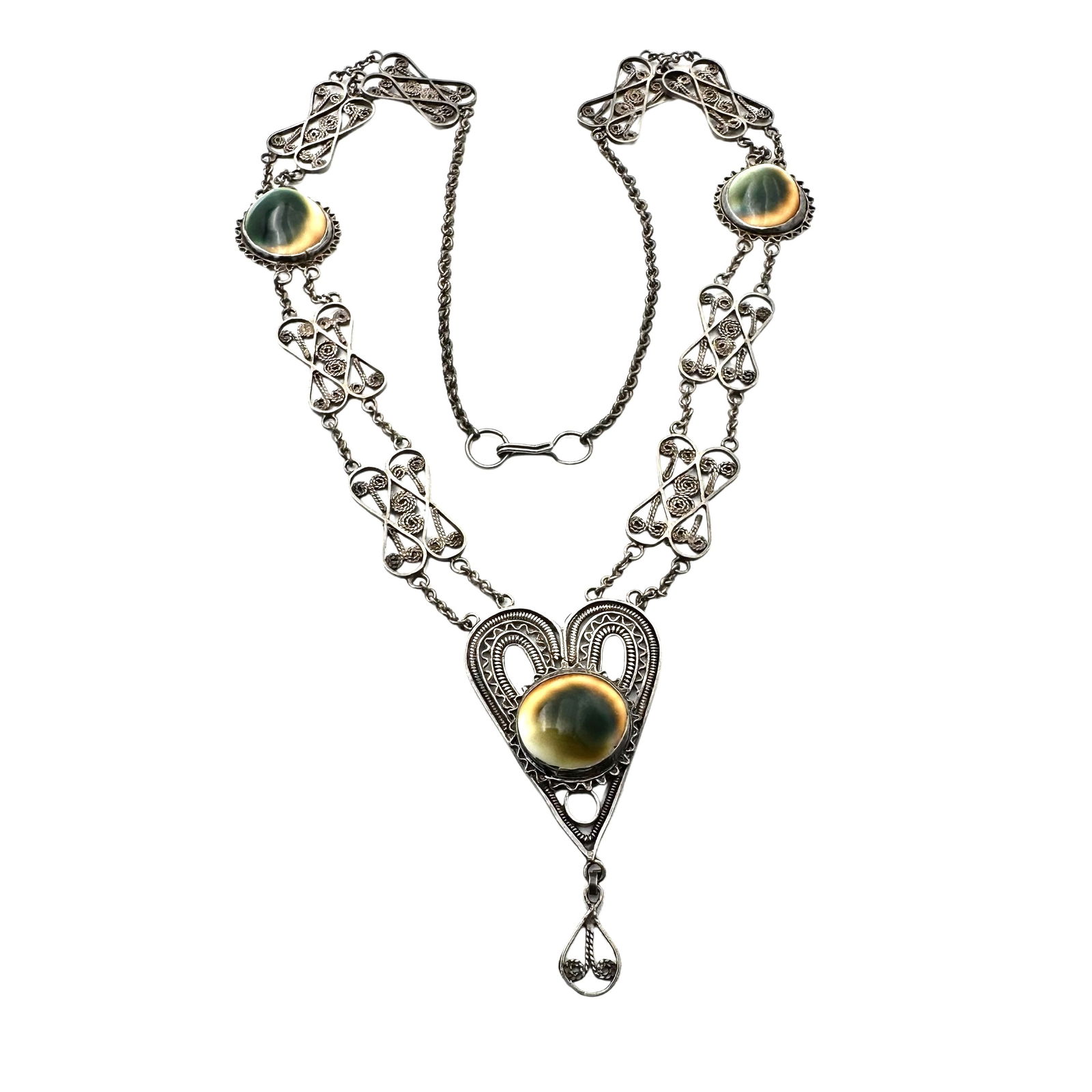 Vintage Operculum Shell Sterling Silver Filigree Necklace 17 Inch  Weight 20 Grams (1 of 2)
