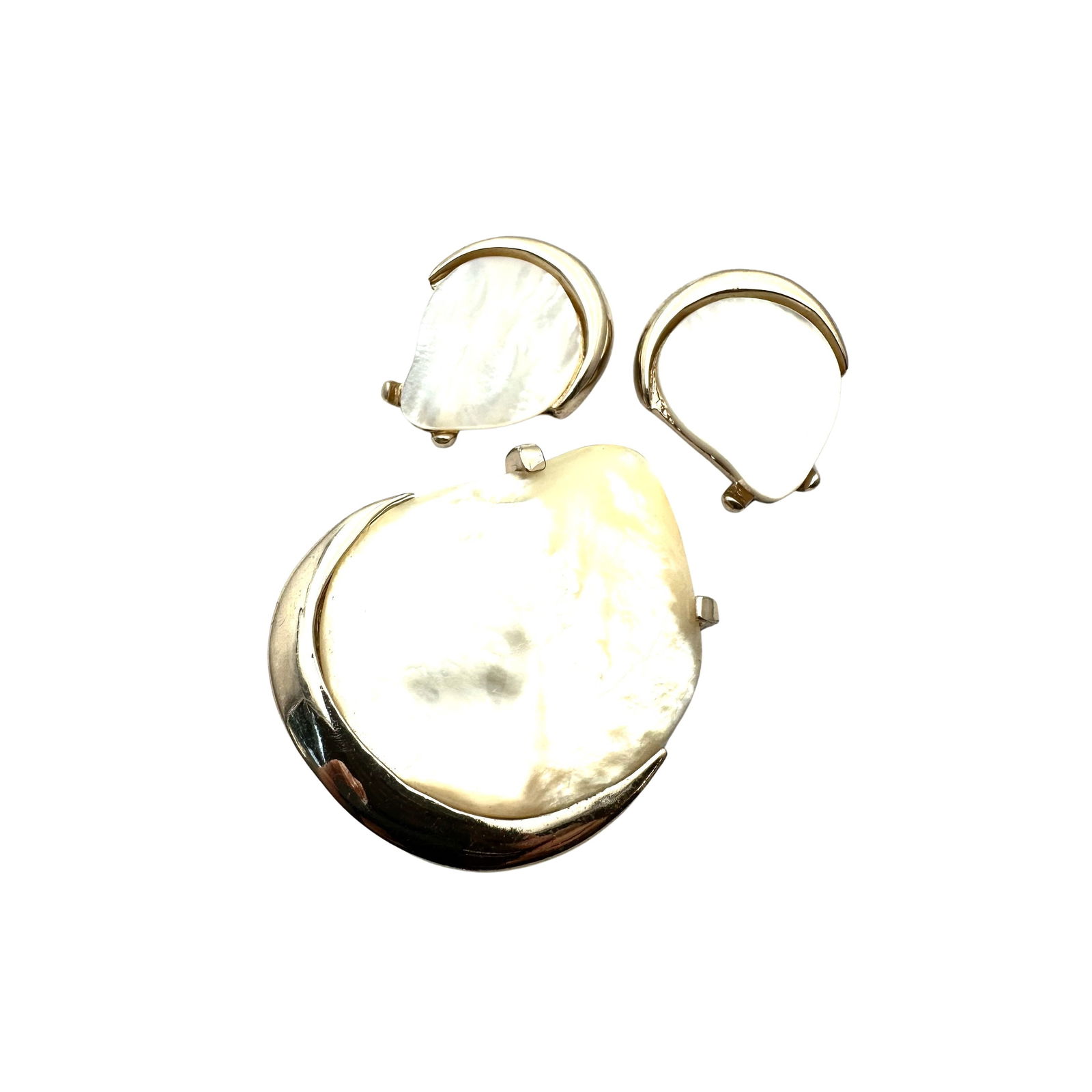 Vintage Bergere Pearl Gold Tone Brooch Pin Clip Earrings Set: Vintage Bergere Pearl Gold Tone Brooch Pin Clip Earrings Set