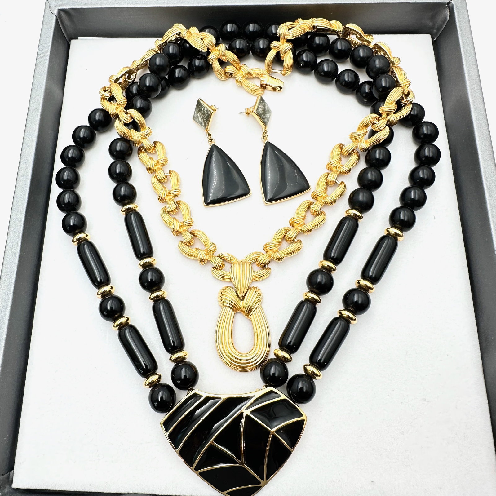 Vintage Trifari Jewelry Group Gold Tone Necklaces Black Enamel Pierced Earrings: Vintage Trifari Jewelry Group Gold Tone Necklaces Black Enamel Pierced Earrings
