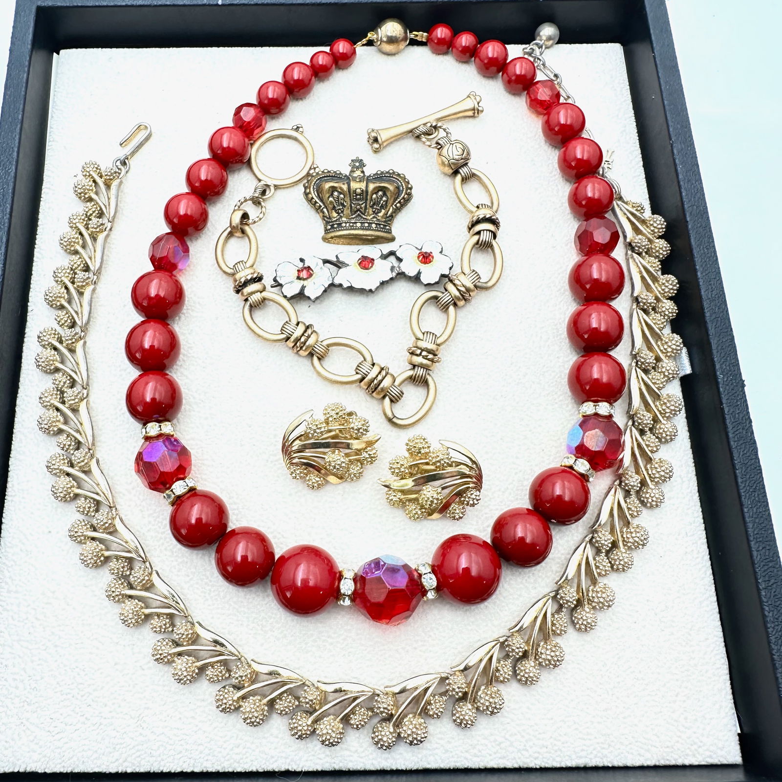 Vintage Jewelry Group Red Glass Beads Trifari Earrings Necklace Enamel Brooch Bracelet Crown: Vintage Jewelry Group Red Glass Beads Trifari Earrings Necklace Enamel Brooch Bracelet Crown