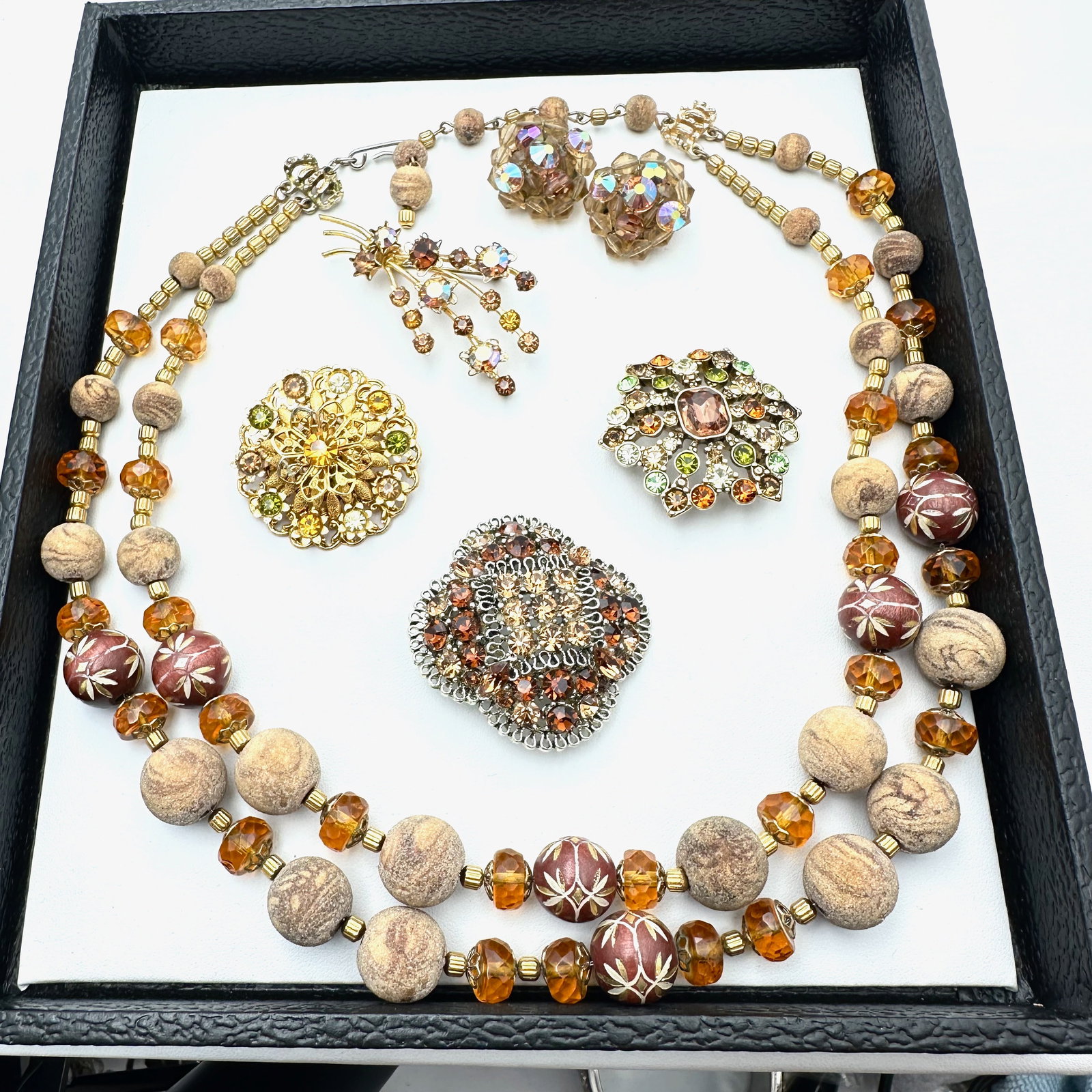 Vintage Jewelry Group Amber Colored Rhinestone Crystals Necklace Brooches Earrings: Vintage Jewelry Group Amber Colored Rhinestone Crystals Necklace Brooches Earrings