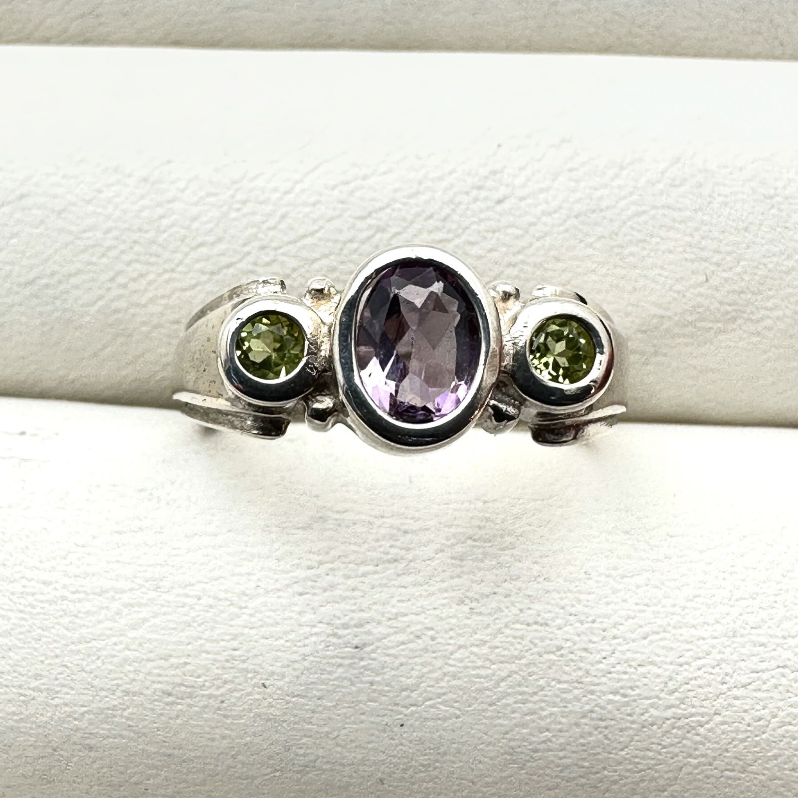 Purple Amethyst Green Peridot Sterling Silver Ring Size 8: Purple Amethyst Green Peridot Sterling Silver Ring Size 9