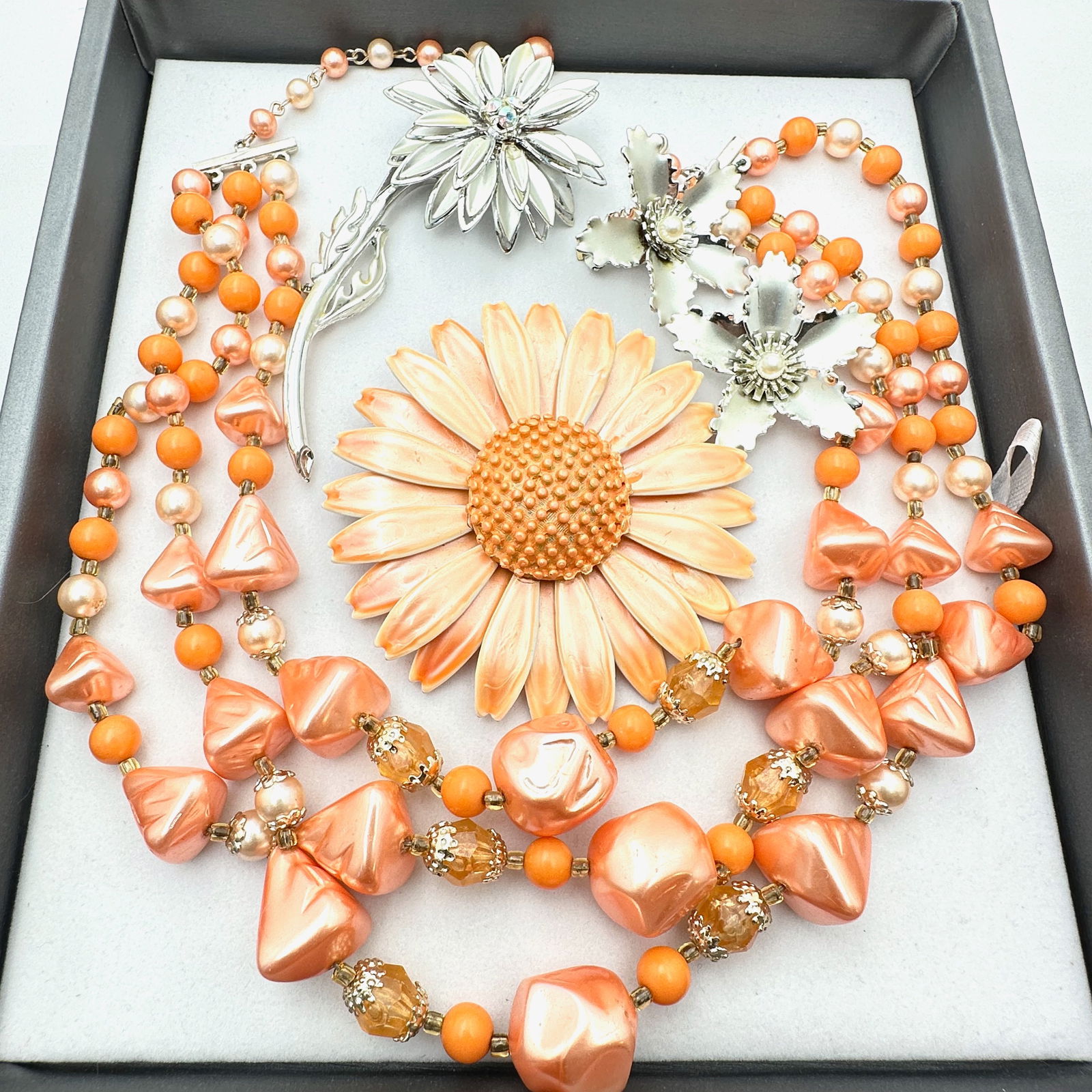 Vintage Jewelry Group Peach Enamel Flower Brooch Multi Strand Lucite Necklace: Vintage Jewelry Group Peach Enamel Flower Brooch Multi Strand Lucite Necklace