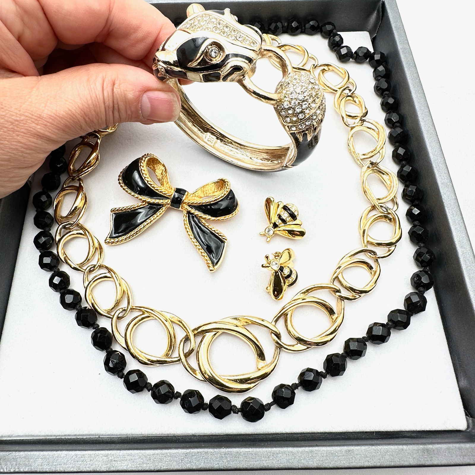 Vintage Jewelry Group Black Glass Necklace Bee Bow Brooches Pins Enamel Crystal Lion Bracelet (1 of 2)