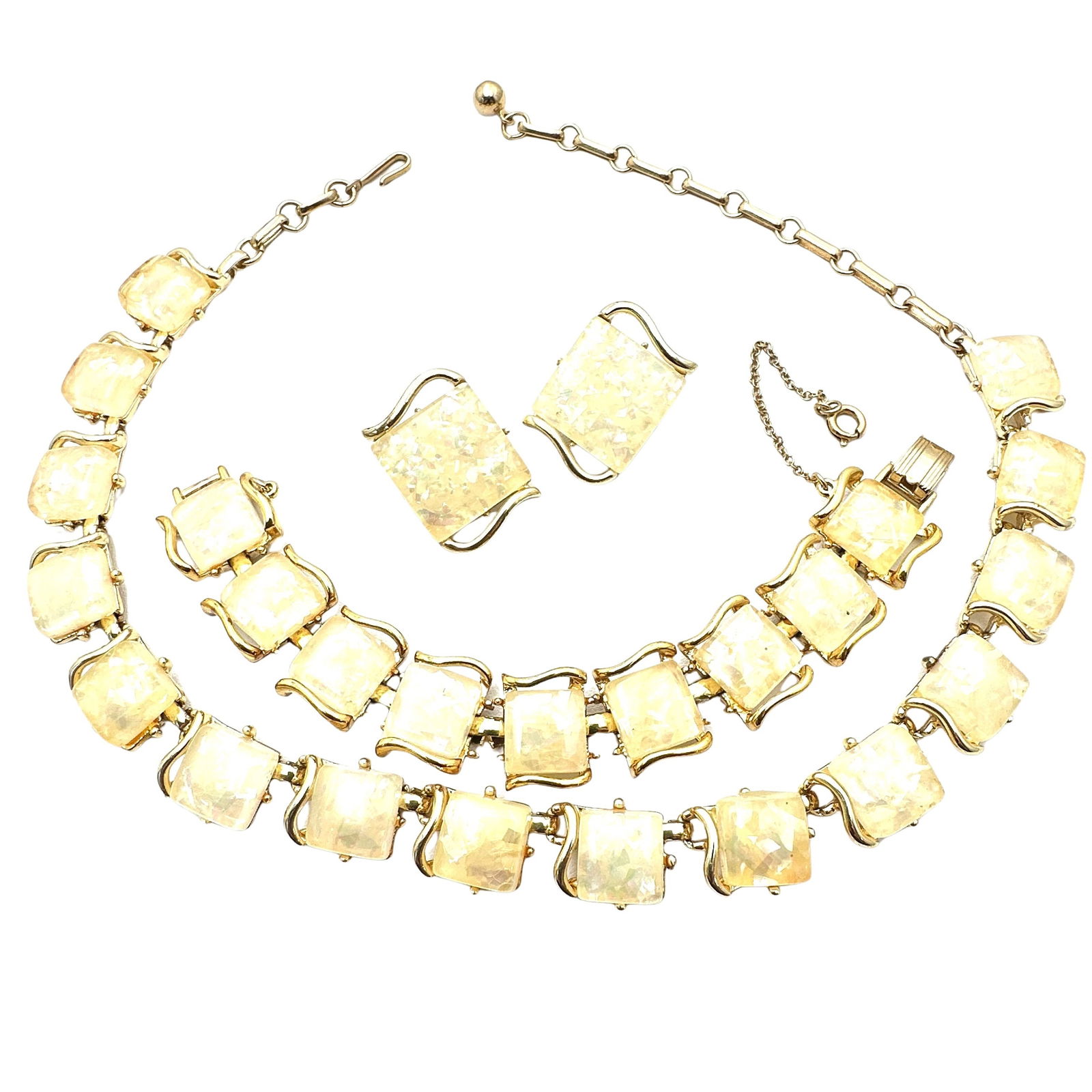 Vintage Coro Thermoset Confetti Lucite Gold Tone Necklace Bracelet Clip Earrings Set: Vintage Coro Thermoset Confetti Lucite Gold Tone Necklace Bracelet Clip Earrings Set