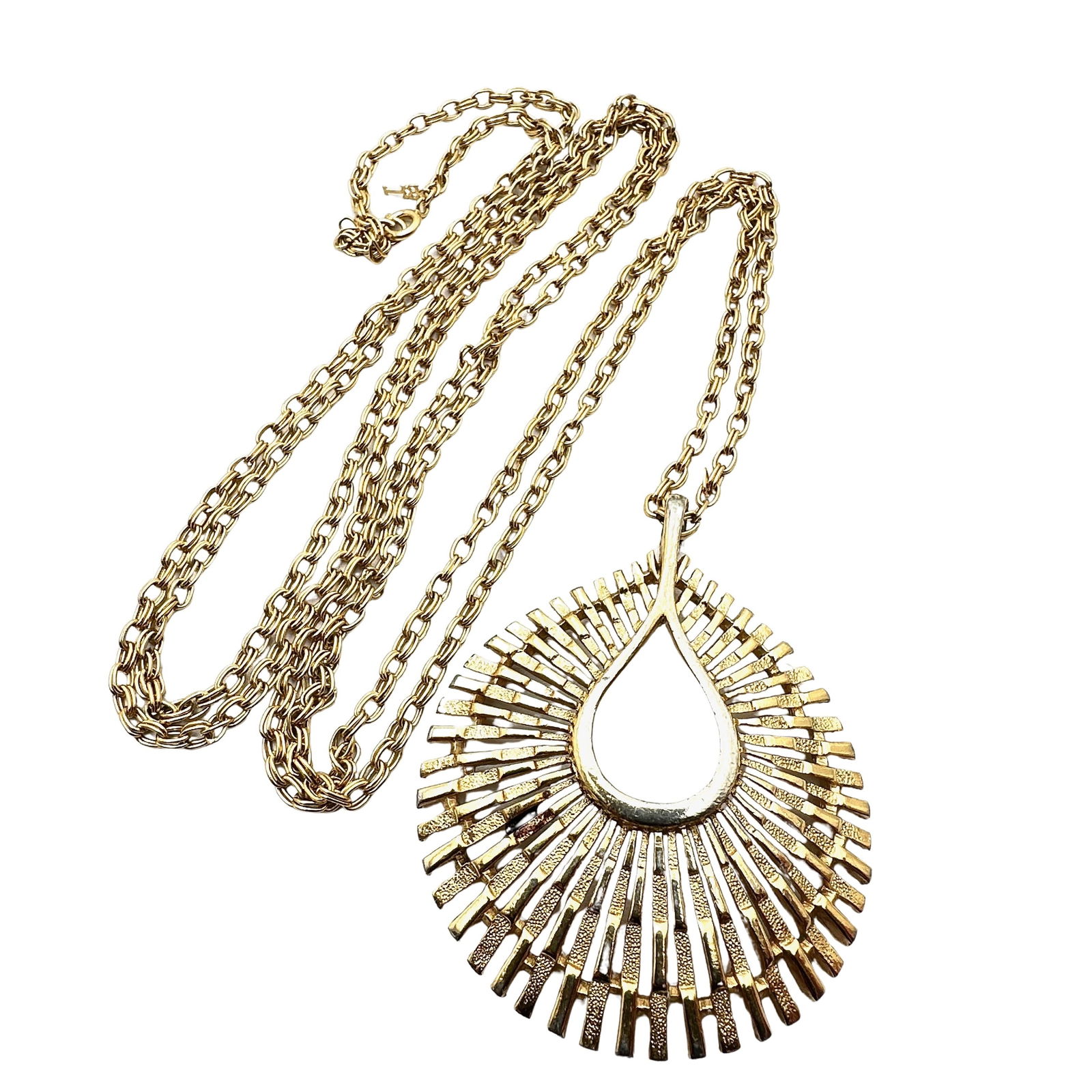 Vintage Trifari Bold Modernist Gold Tone 2.5 Inch Pendant Necklace: Vintage Trifari Bold Modernist Gold Tone 2.5 Inch Pendant Necklace