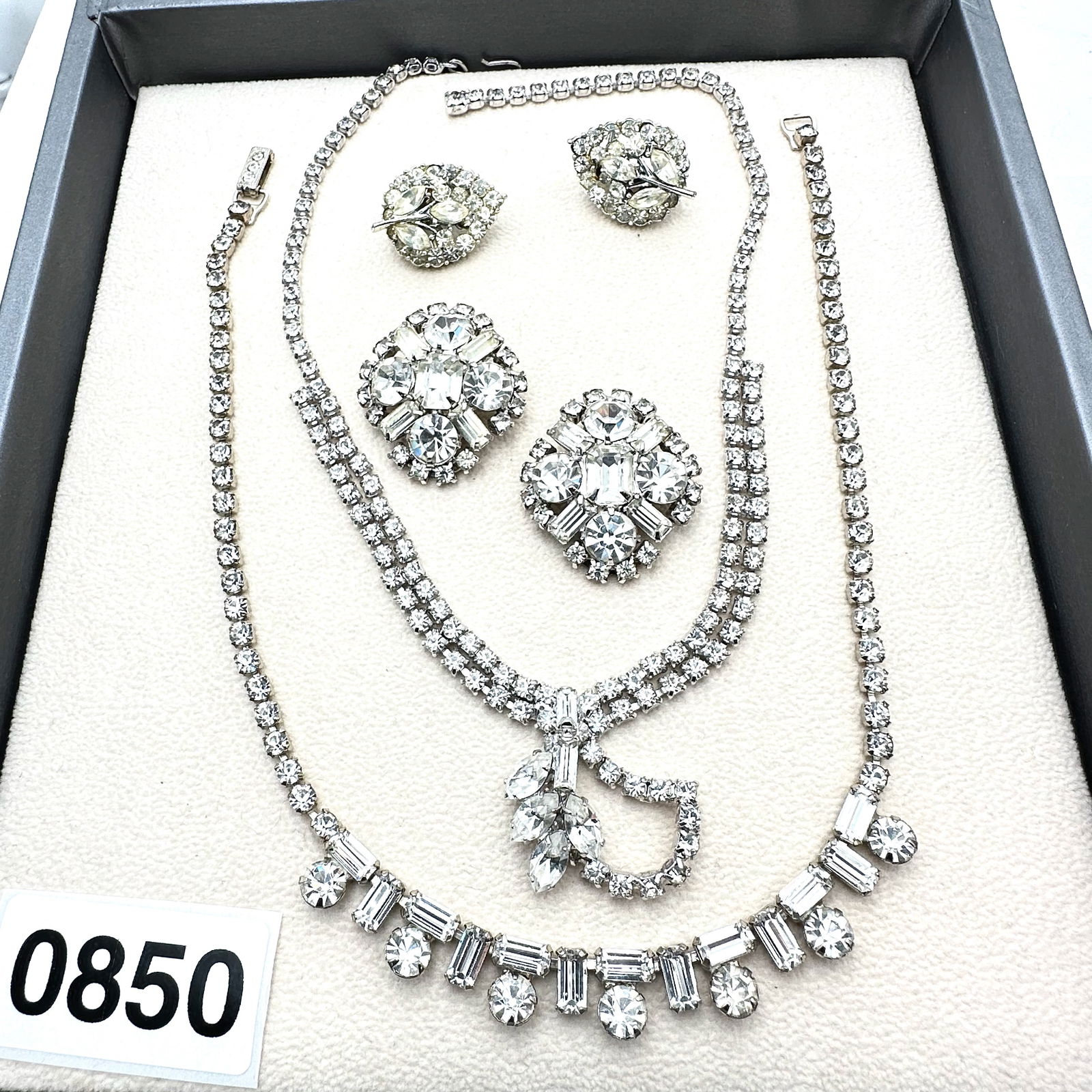 Vintage Jewelry Group Garne Clear Rhinestone Necklace Juliana & Vendome Earrings (1 of 2)