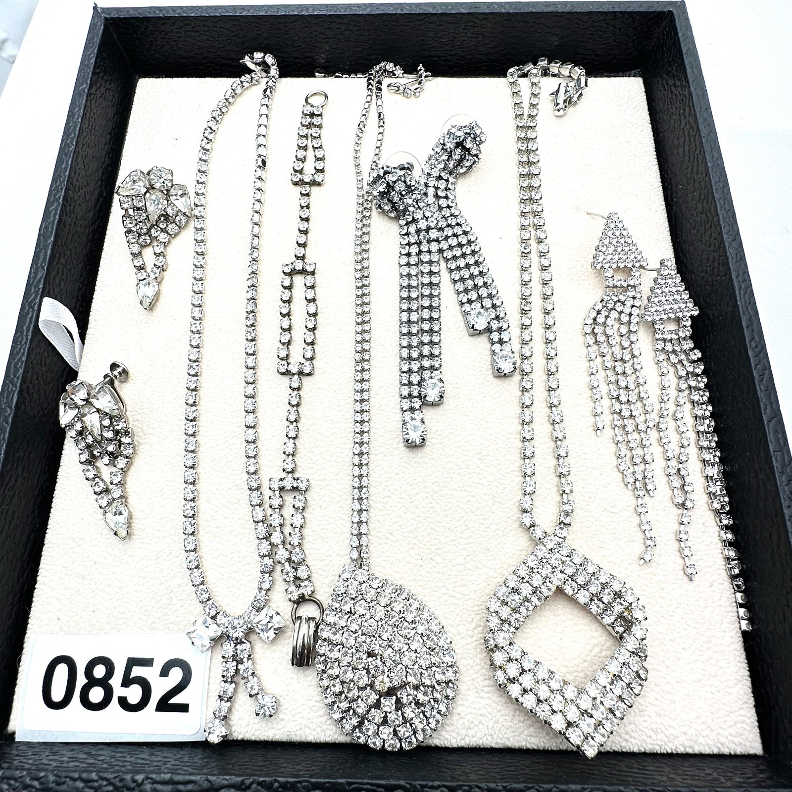 Vintage Jewelry Group Clear Rhinestone Silver Tone Necklaces Earrings (1 of 2)