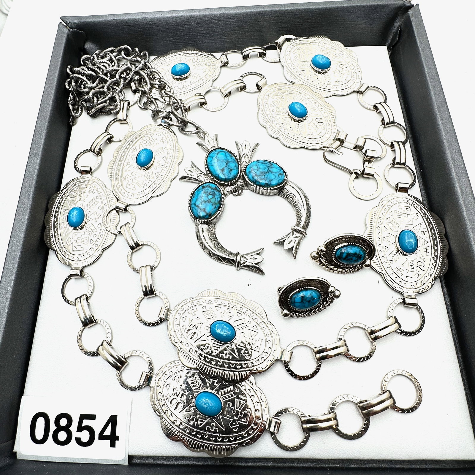 Vintage Jewelry Group Southwest Style Silver Tone Faux Turquoise Belt and ART Arthur Pepper Necklace: Vintage Jewelry Group Southwest Style Silver Tone Faux Turquoise Belt and ART Arthur Pepper Necklace Clip Earrings
