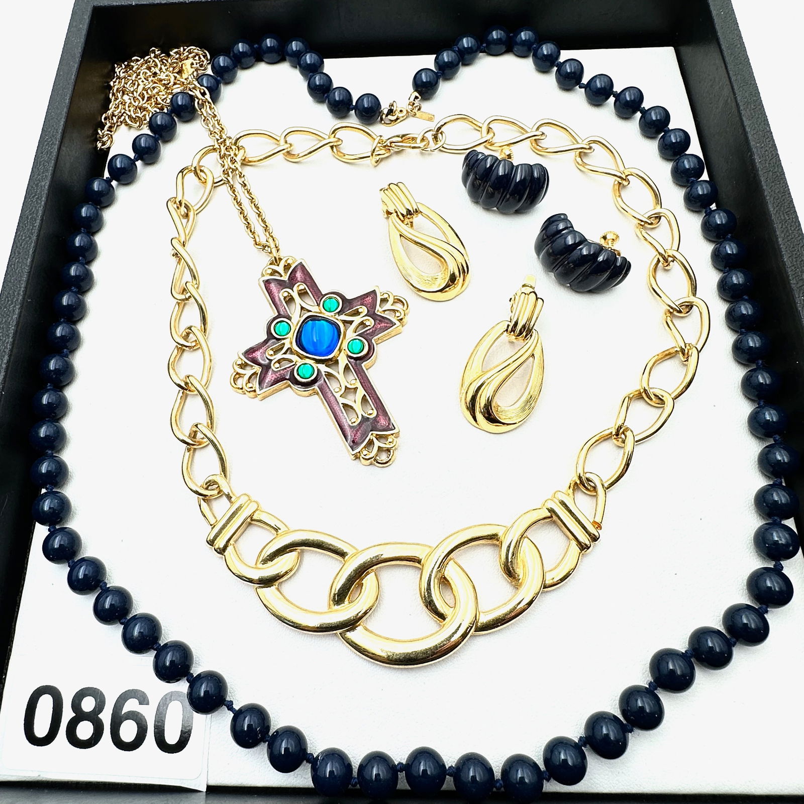Vintage Jewelry Group Napier Necklace Earrings Navy Blue Gold Tone Cross Pendant (1 of 2)