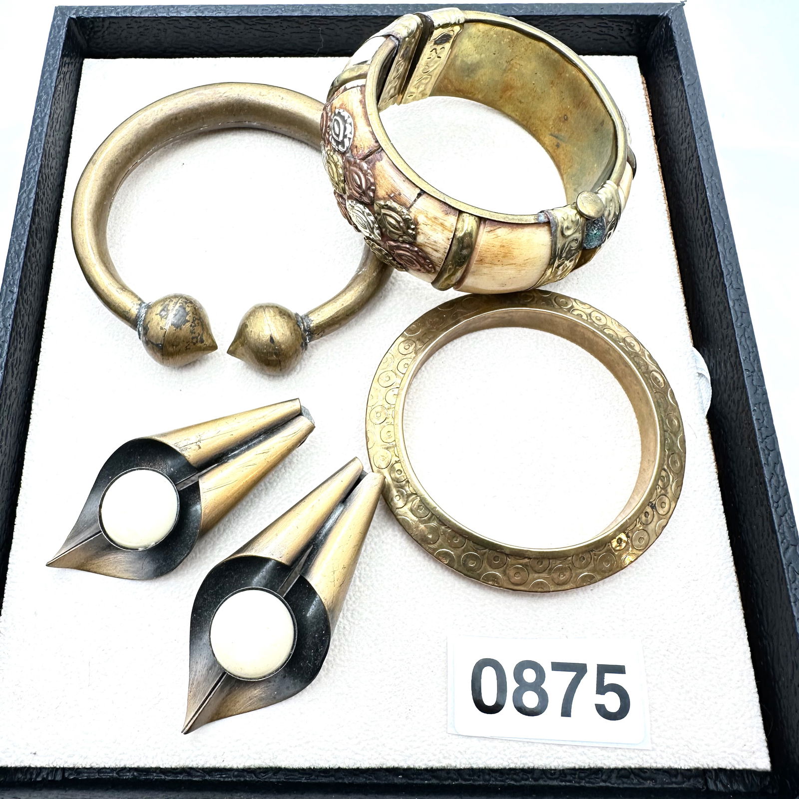 Vintage Jewelry Group Brass Artisan Ethnic Style Bracelets Statement Clip Earrings (1 of 2)