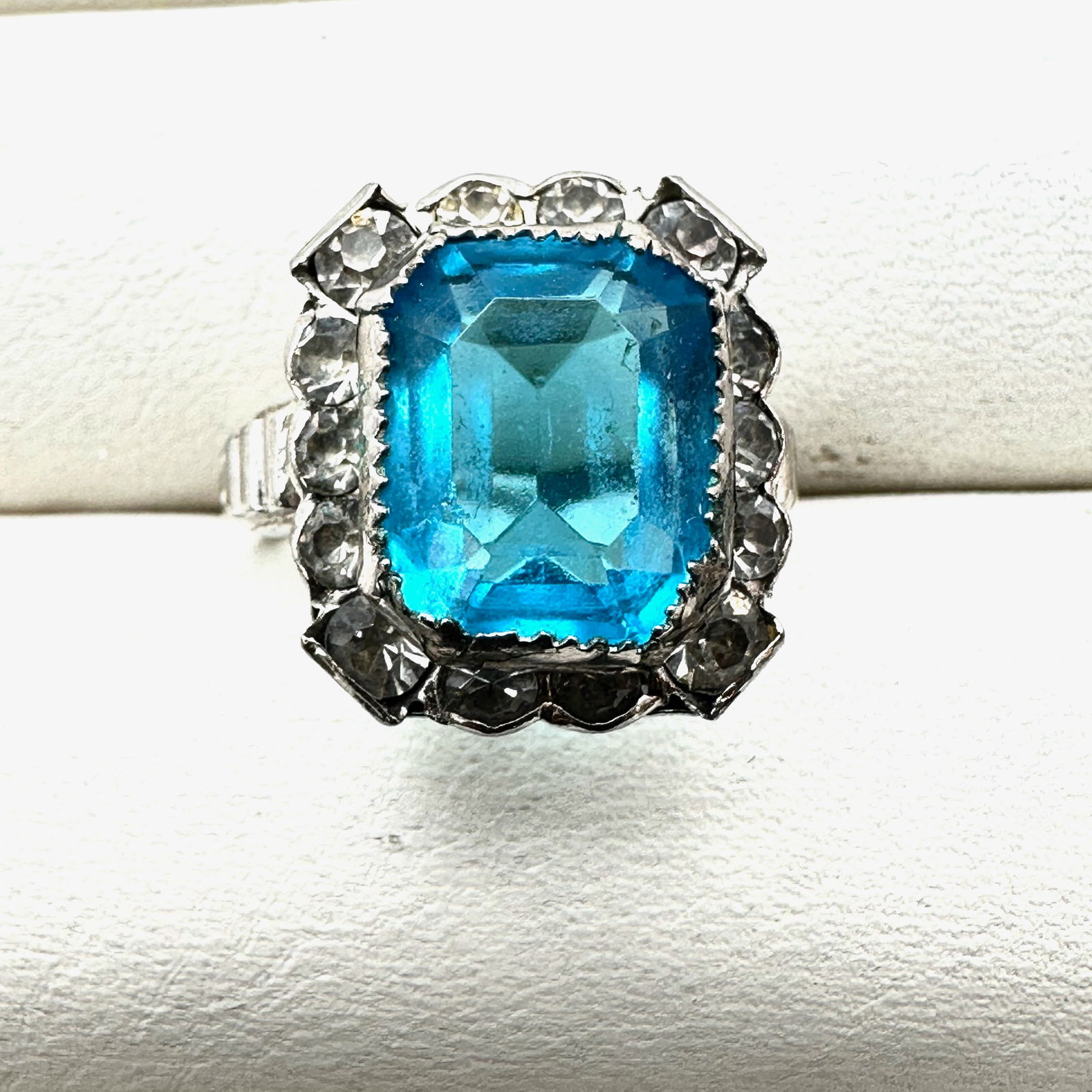 Antique Art Deco Blue Clear Glass Stone Silver Tone Ring Petite Size 4 (1 of 2)