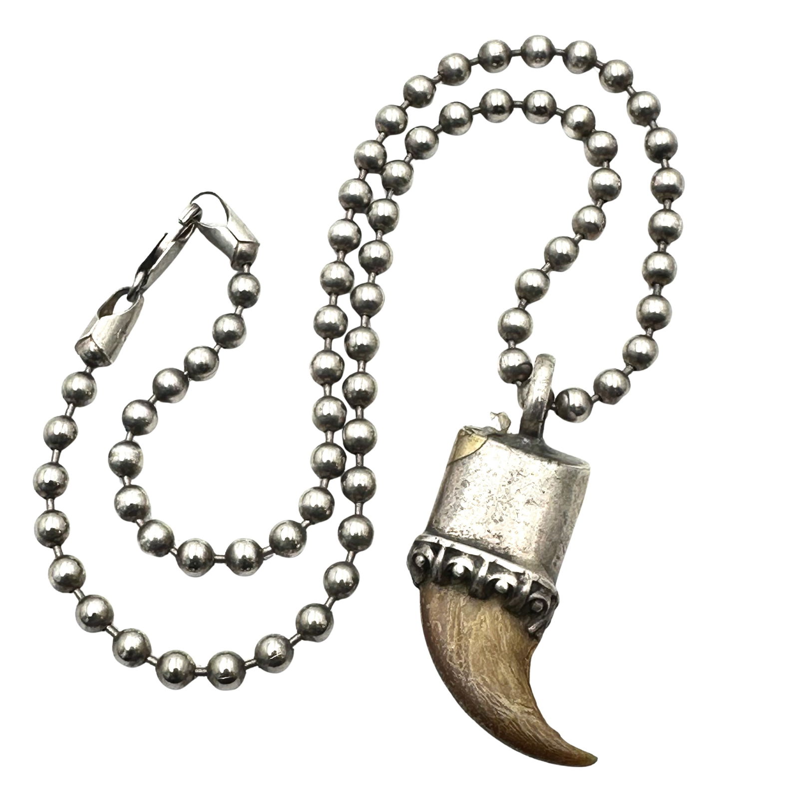 Vintage American Southwest Bear Claw Pendant Necklace 15 Inch Popcorn Chain (1 of 2)