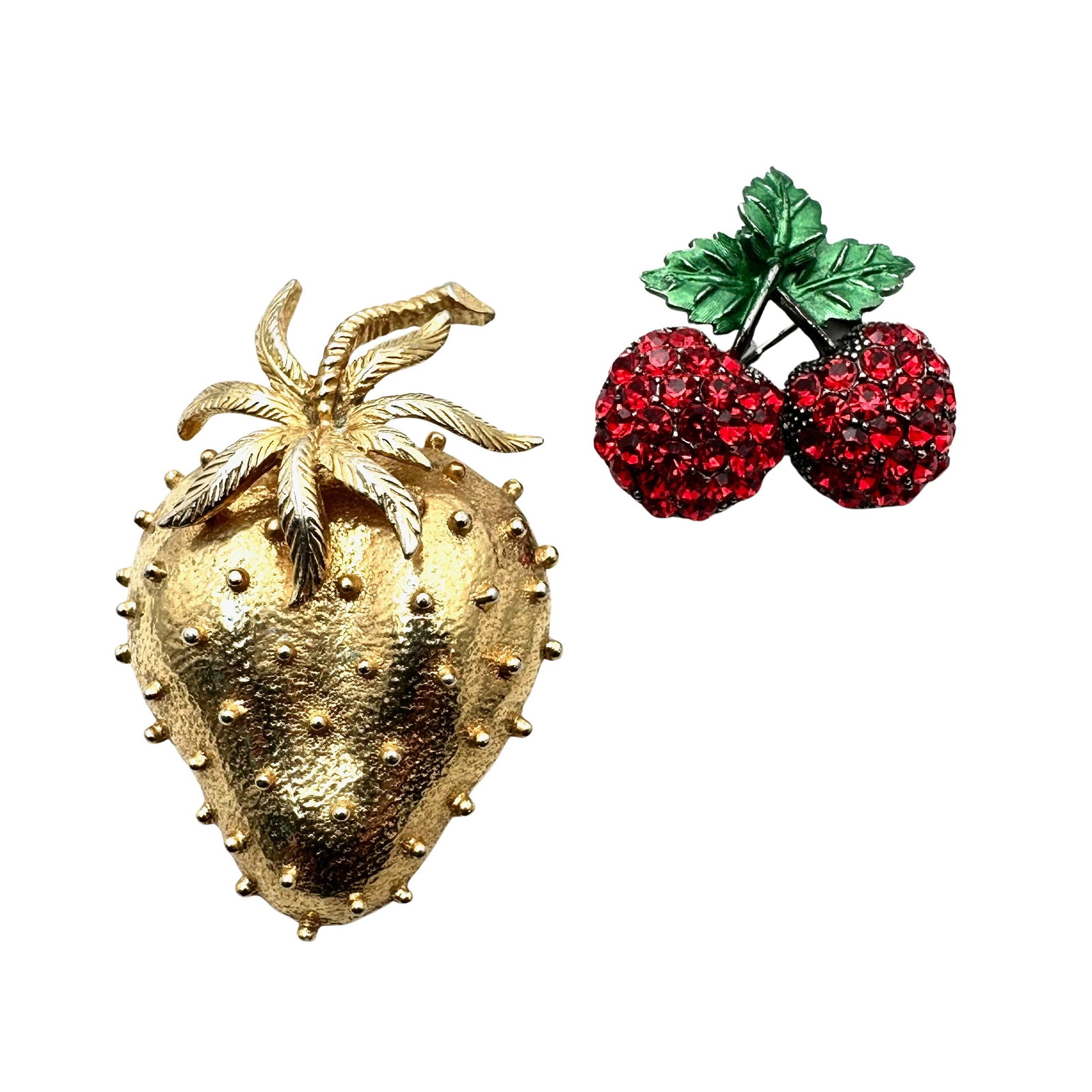 Vintage Lot of Fruit Pins Brooches Strawberry Cherries Gold and Silver tone: Vintage Lot of Fruit Pins Brooches Strawberry Cherries Gold and Silver tone