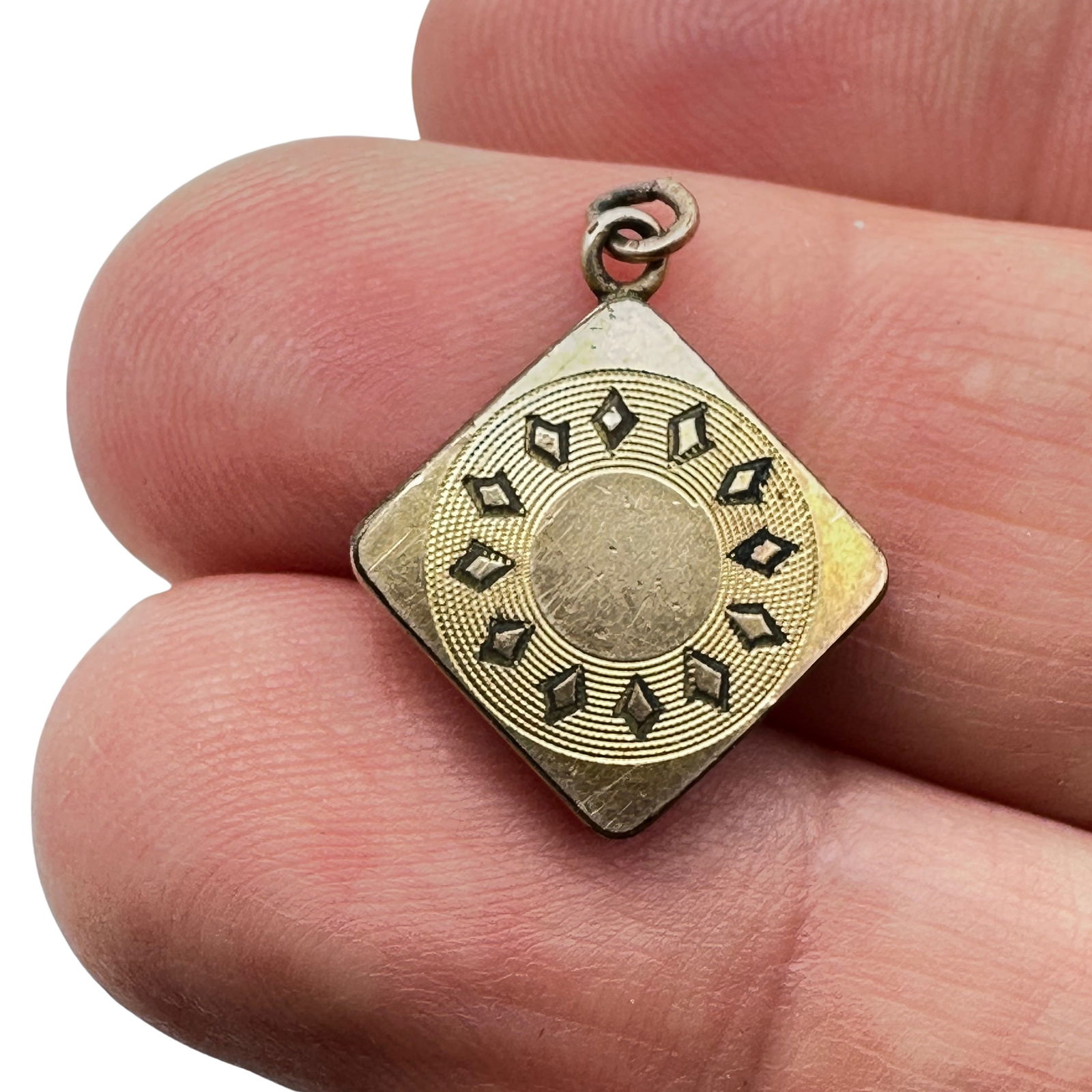 Antique Victorian Gold Filled Tiny 1/2 Inch Picture Locket Pendant: Antique Victorian Gold Filled Tiny 1/2 Inch Picture Locket Pendant