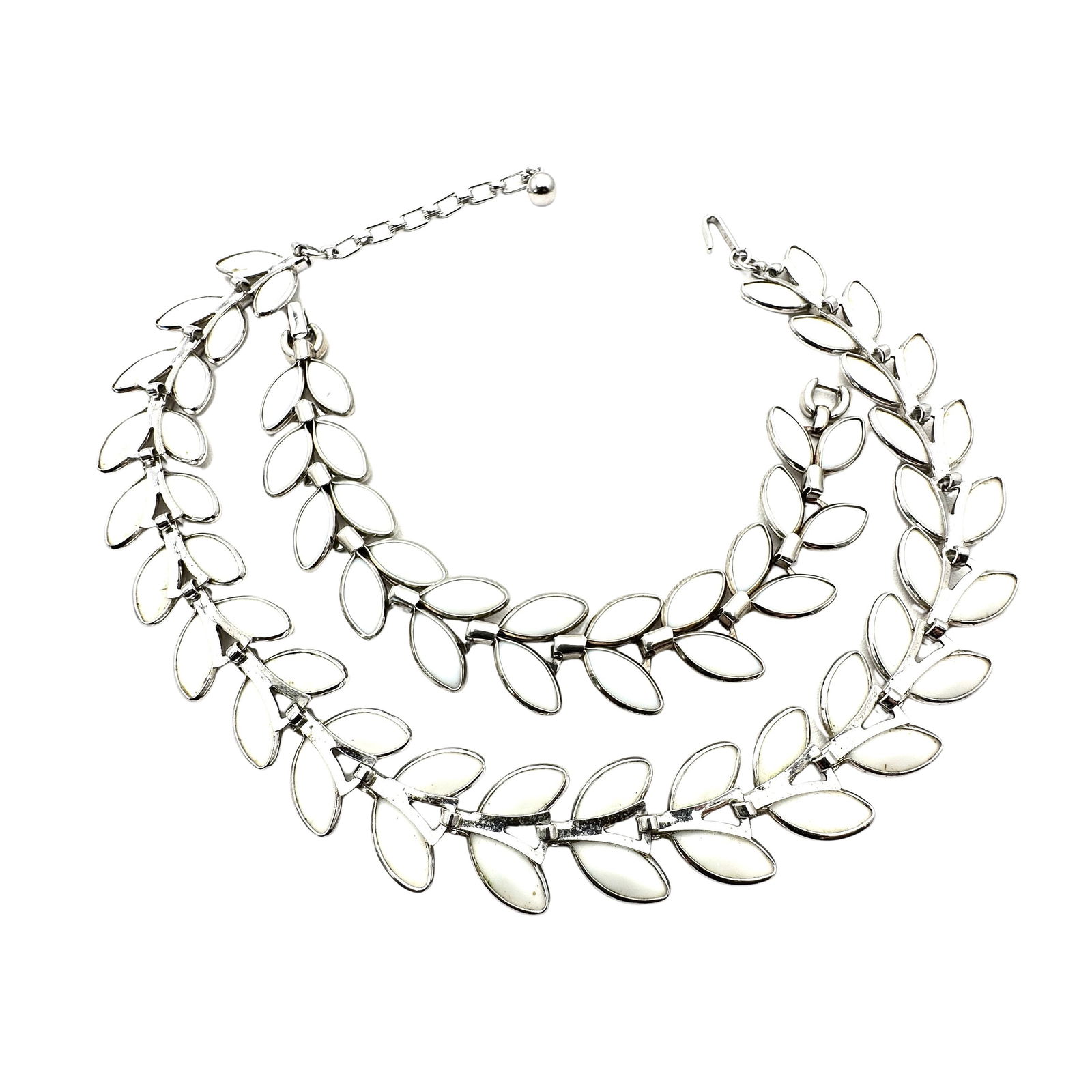 Vintage Trifari White Milk Glass Silver Tone 16 Inch Necklace And 7 Inch Bracelet Set Pristine (1 of 2)