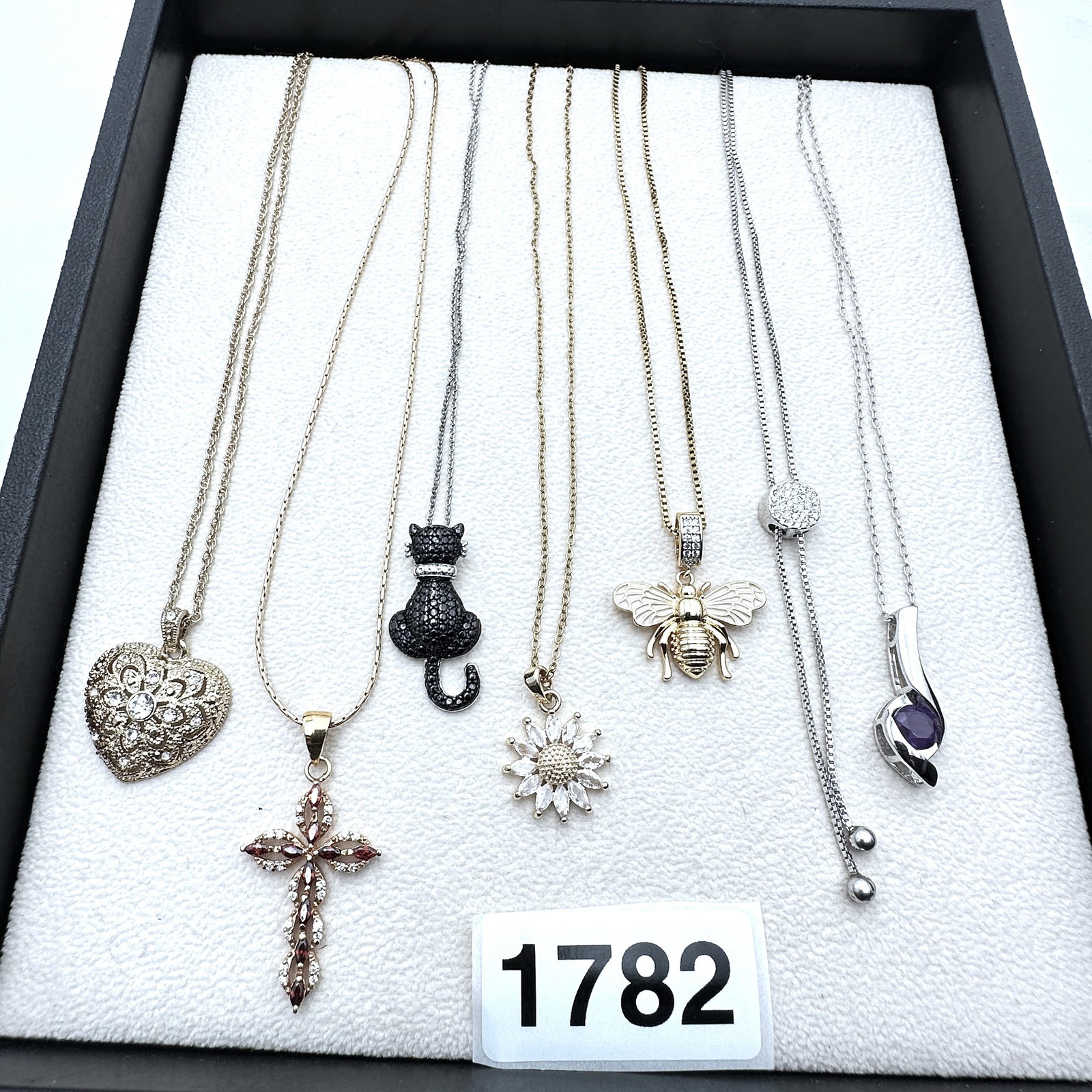 Jewelry Group Lot Silver Gold Plated Pendant Necklaces Cat Bee Sunflower Cross Lariat Heart: Jewelry Group Lot Silver Gold Plated Pendant Necklaces Cat Bee Sunflower Cross Lariat Heart