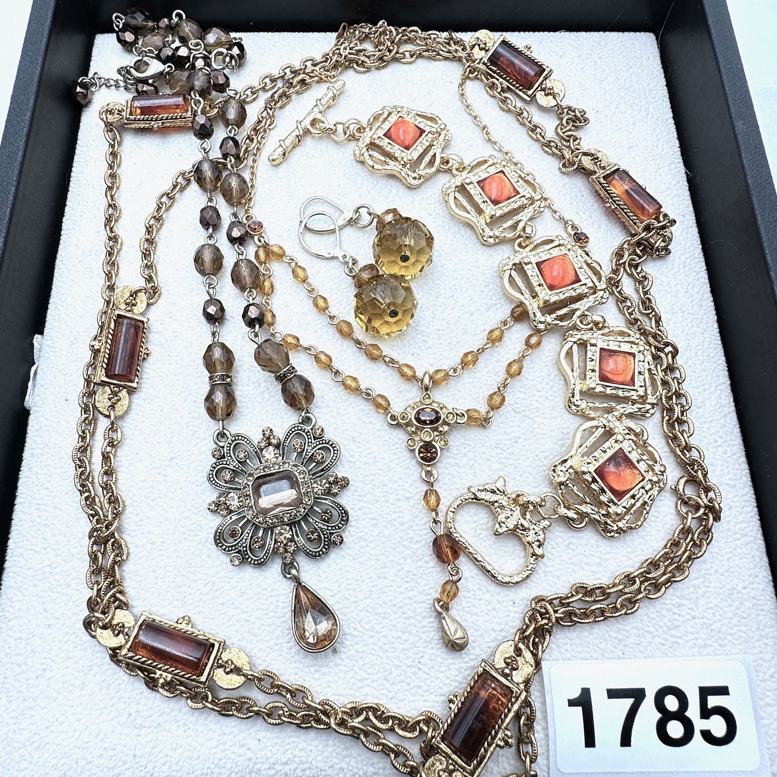 Vintage Jewelry Group Lot Gold Tone Amber Color Necklaces Bracelet Pierced Earrings (1 of 2)