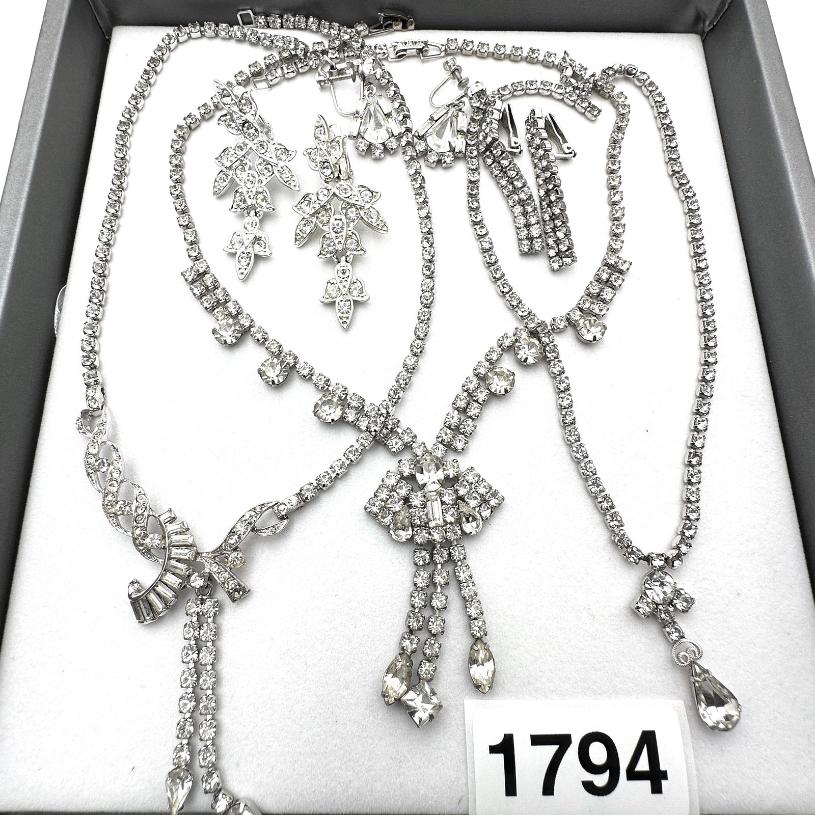 Vintage Jewelry Group Lot Clear Glass Rhinestone Silver Tone Necklaces Earrings: Vintage Jewelry Group Lot Clear Glass Rhinestone Silver Tone Necklaces Earrings