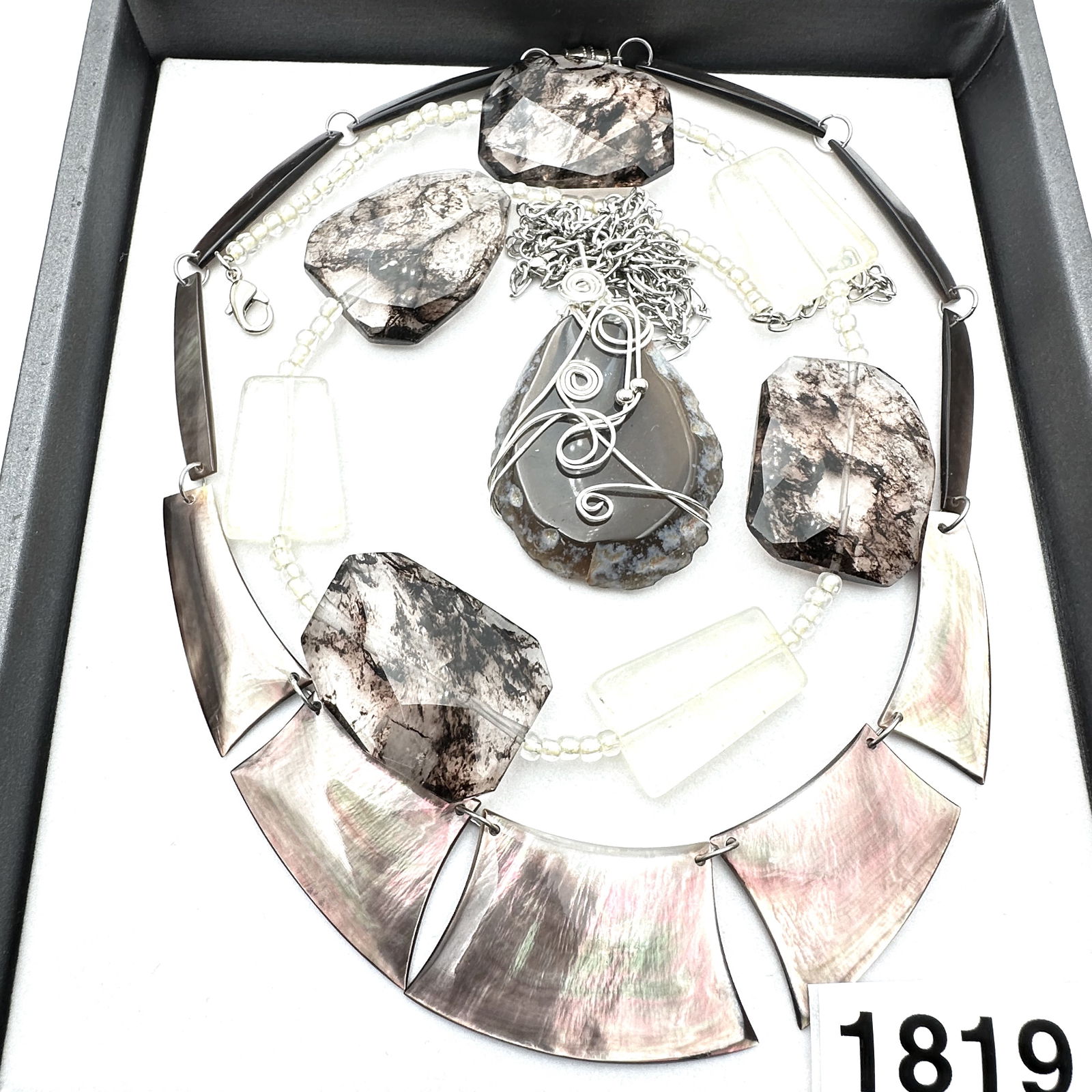 Vintage Jewelry Group Lot Gemstone and Mother of Pearl Necklaces (1 of 2)