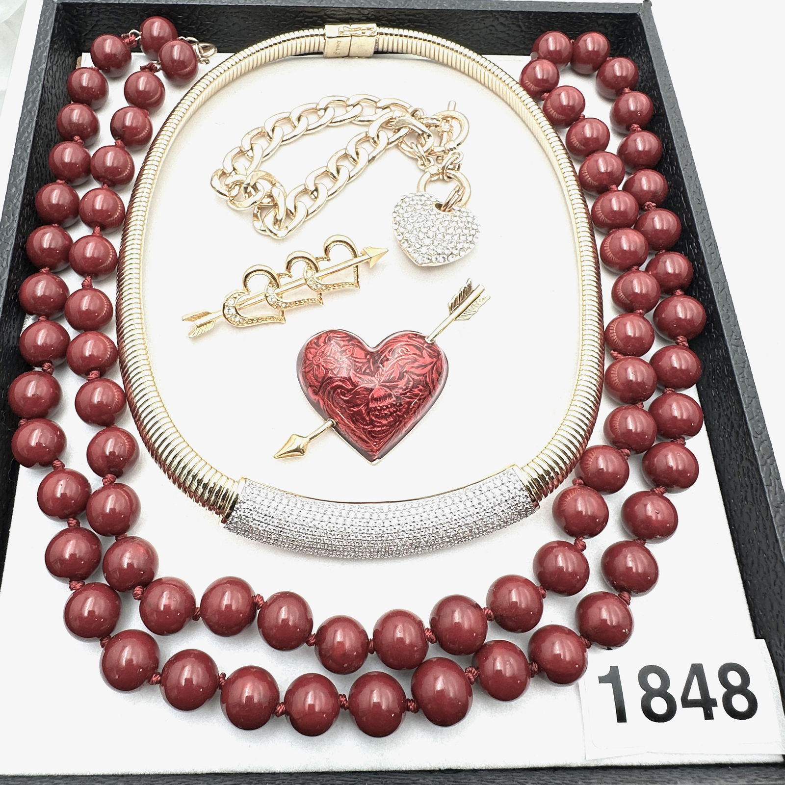 Vintage Jewelry Group Lot Joan Boyce Crystal Choker Heart Charm Bracelet Heart Brooches Red Beads (1 of 2)