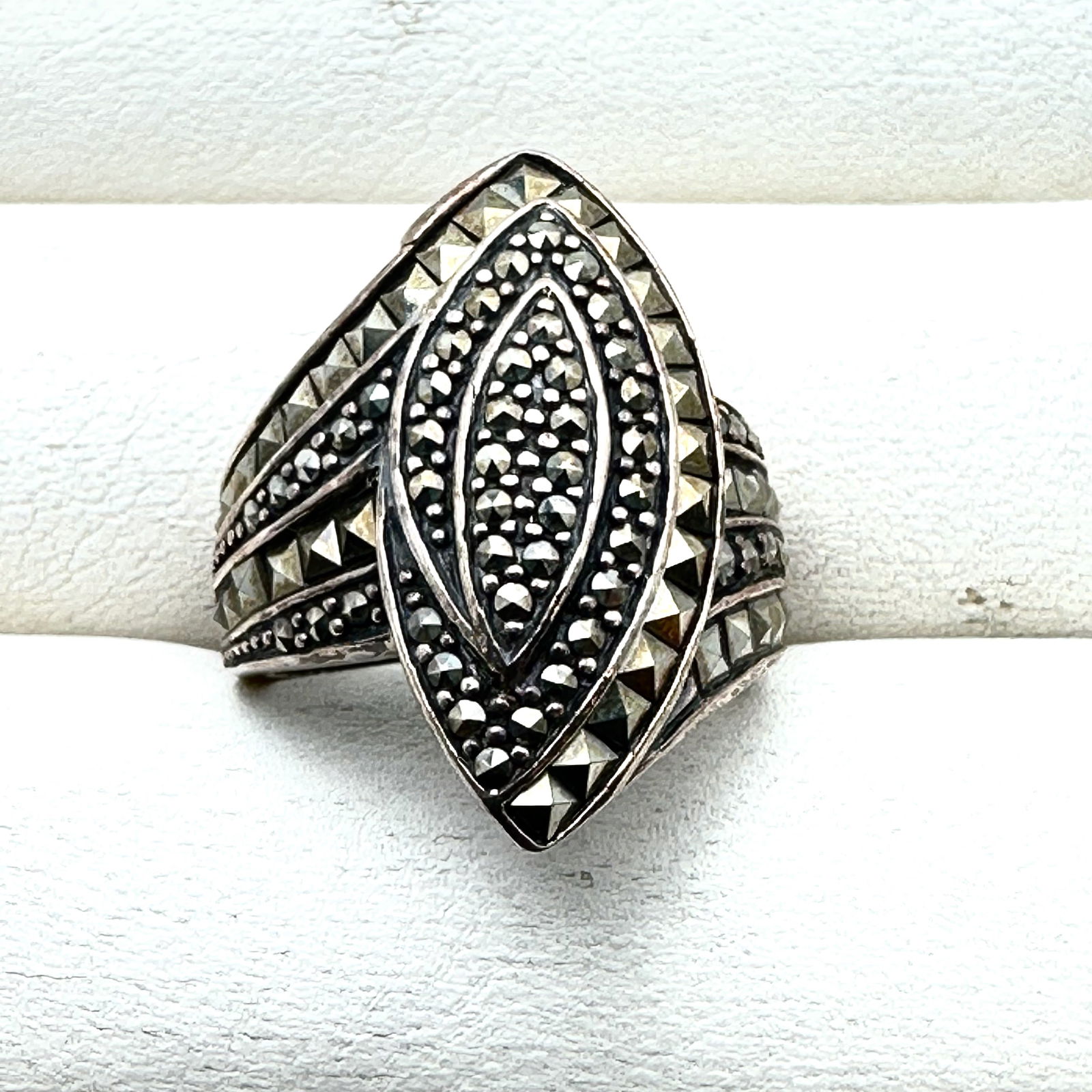 Vintage Marcasite Sterling Silver Ring Size 6: Vintage Marcasite Sterling Silver Ring Size 7