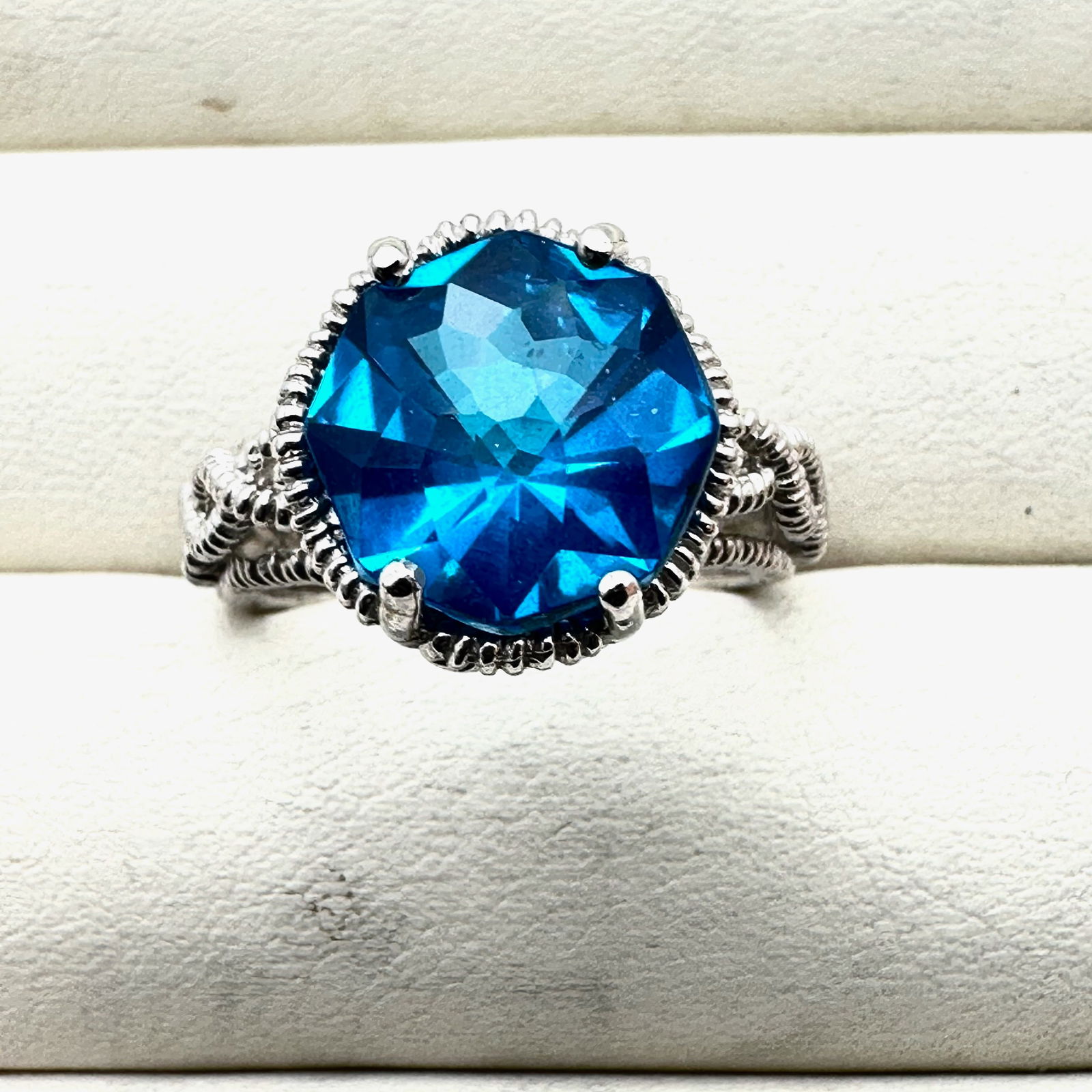 London Blue Topaz Sterling Silver Ring Size 10: London Blue Topaz Sterling Silver Ring Size 11