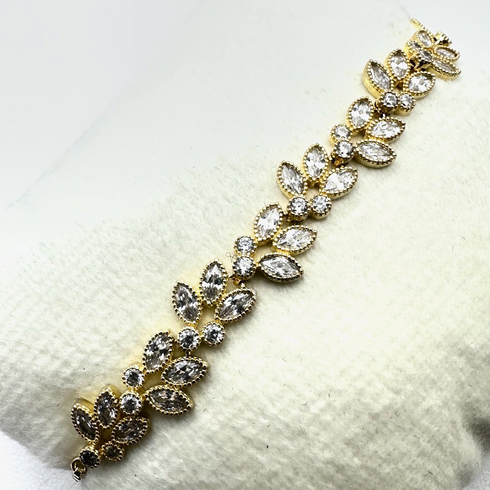 Gold Over Sterling Silver Cubic Zirconia Flower Design Bracelet Adjustable Size 6.6 Grams: Gold Over Sterling Silver Cubic Zirconia Flower Design Bracelet Adjustable Size 6.6 Grams