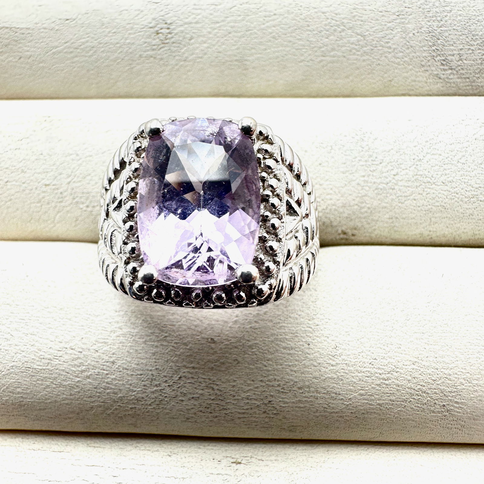 Light Purple Gemstone Sterling Silver Statement Ring Size 10 Weight 11 Grams (1 of 2)