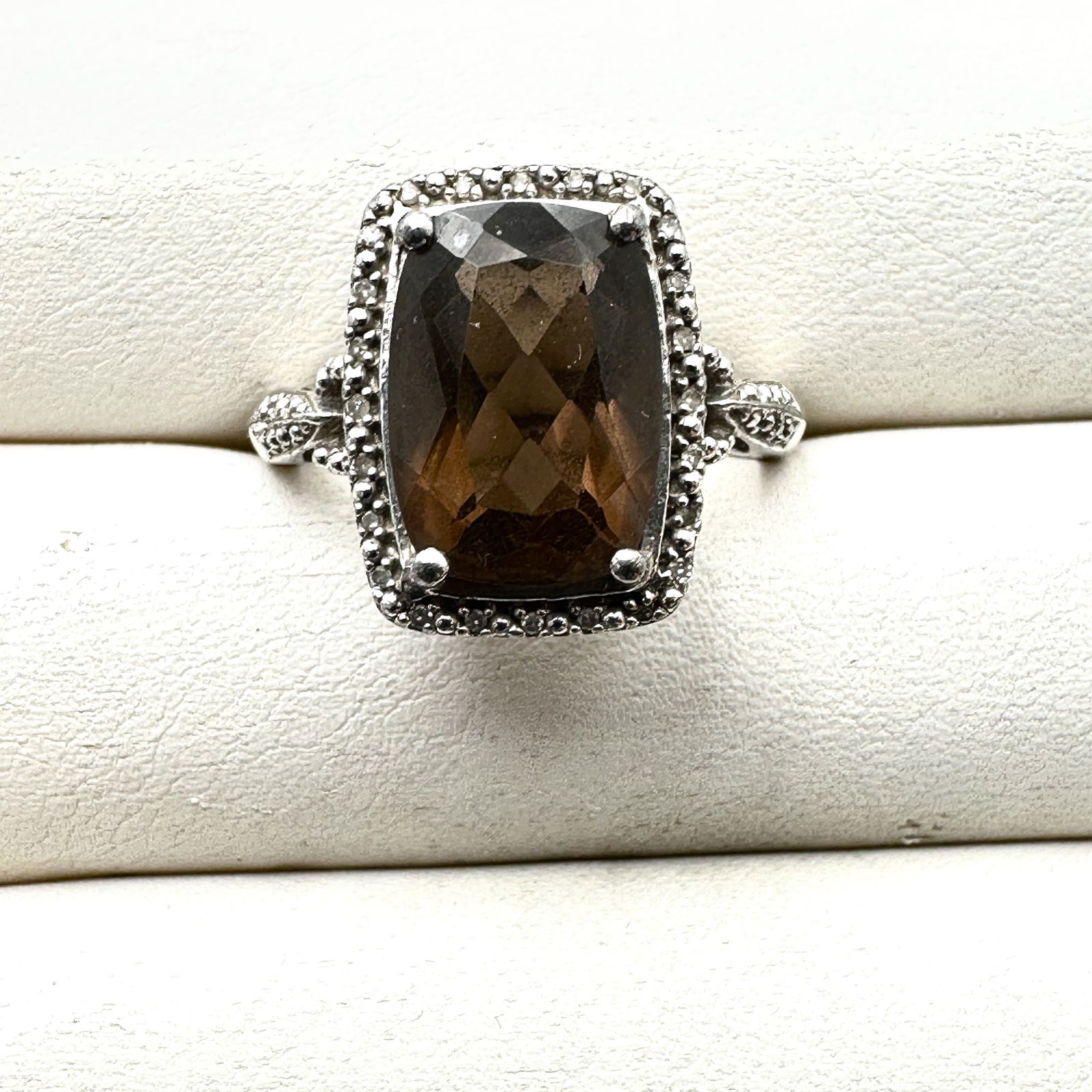 Smoky Topaz Sterling Silver Ring Size 7 Weight 7.2 Grams: Smoky Topaz Sterling Silver Ring Size 7 Weight 7.2 Grams