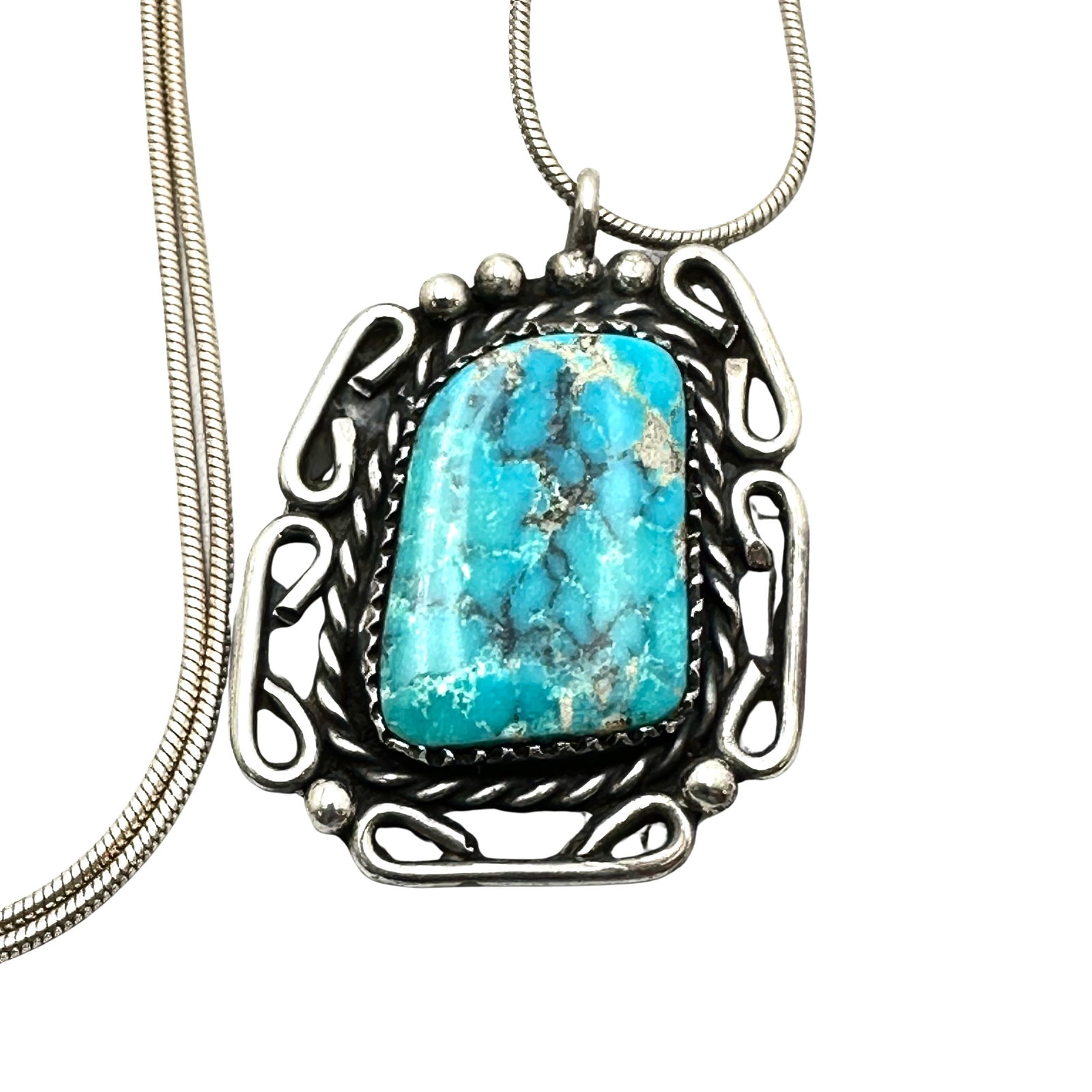 Vintage Native American Turquoise Sterling Silver Pendant Necklace 16 Inch Chain 13 Grams: Vintage Native American Turquoise Sterling Silver Pendant Necklace 16 Inch Chain 13 Grams