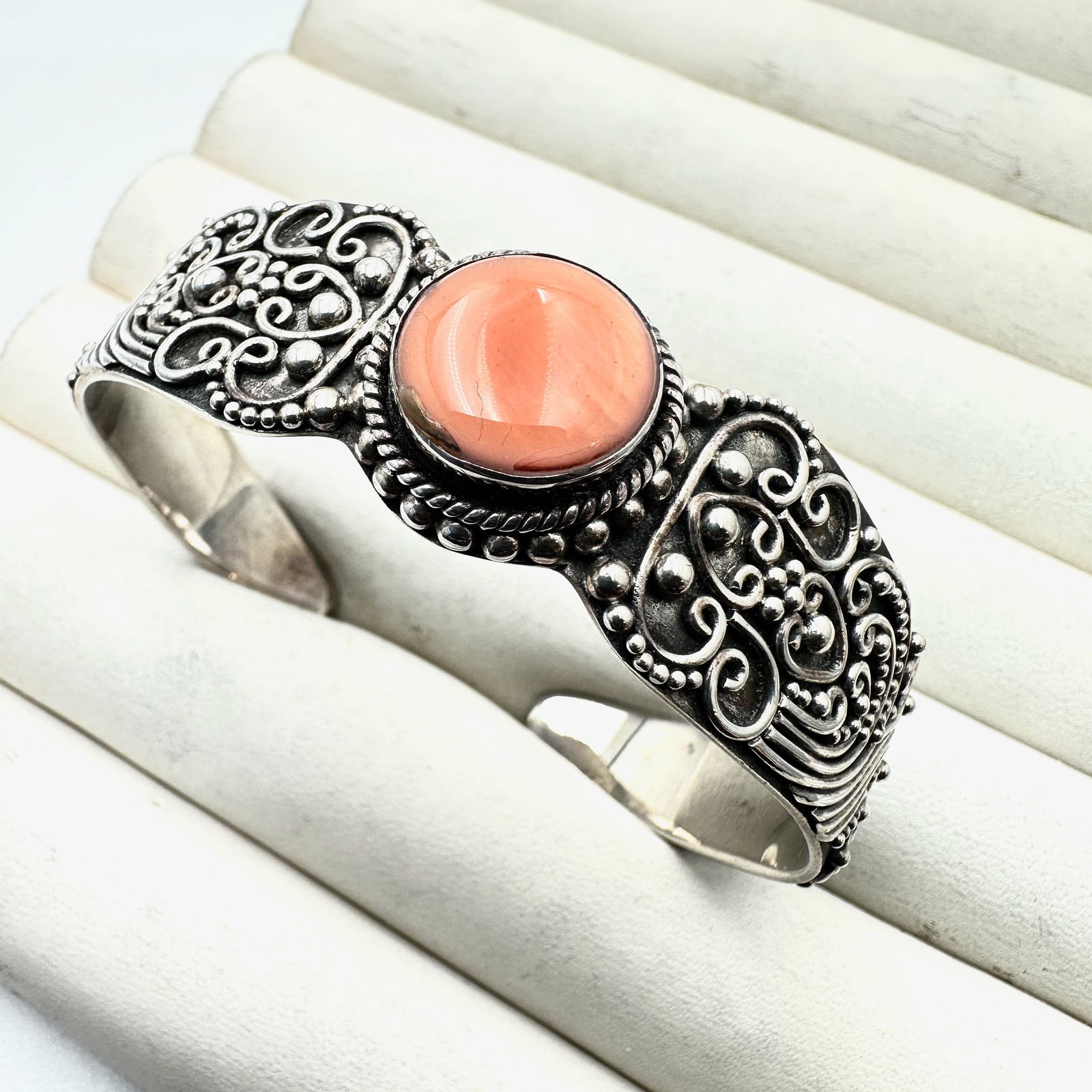 Suarti BA Pink Pearl Sterling Silver Cuff Bracelet 7 1/4 Inch Adjustable Weight 41 Grams (1 of 2)