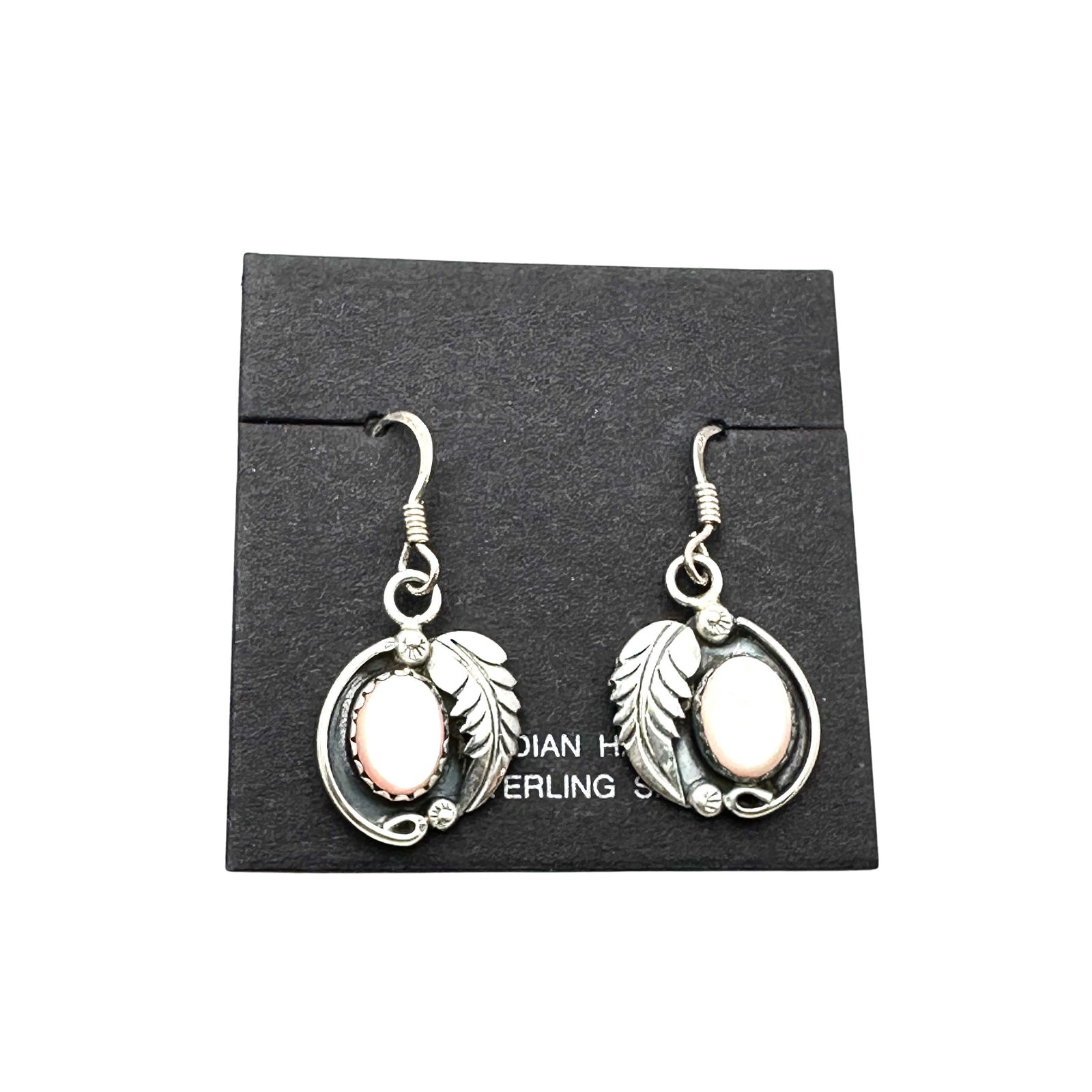 Vintage Native American Pink Pearl Sterling Silver Pierced Earrings 1.25 Inch Original Card: Vintage Native American Pink Pearl Sterling Silver Pierced Earrings 1.25 Inch Original Card